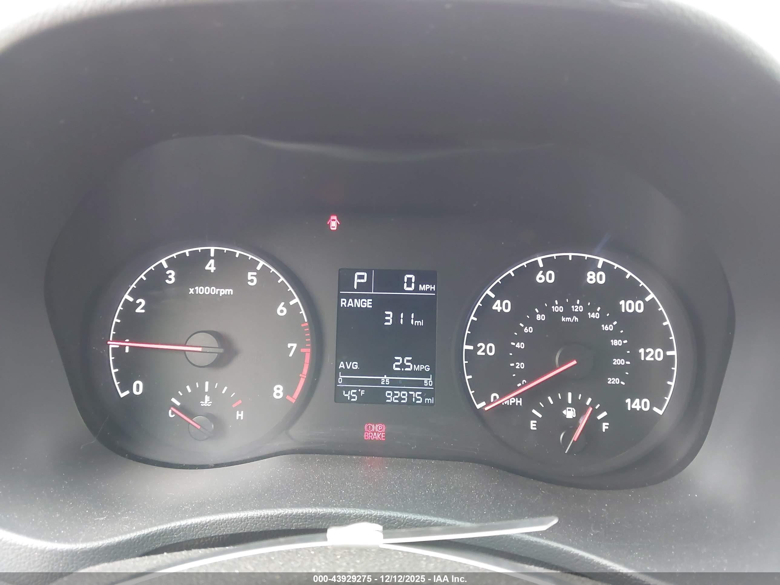 HYUNDAI ACCENT image 7