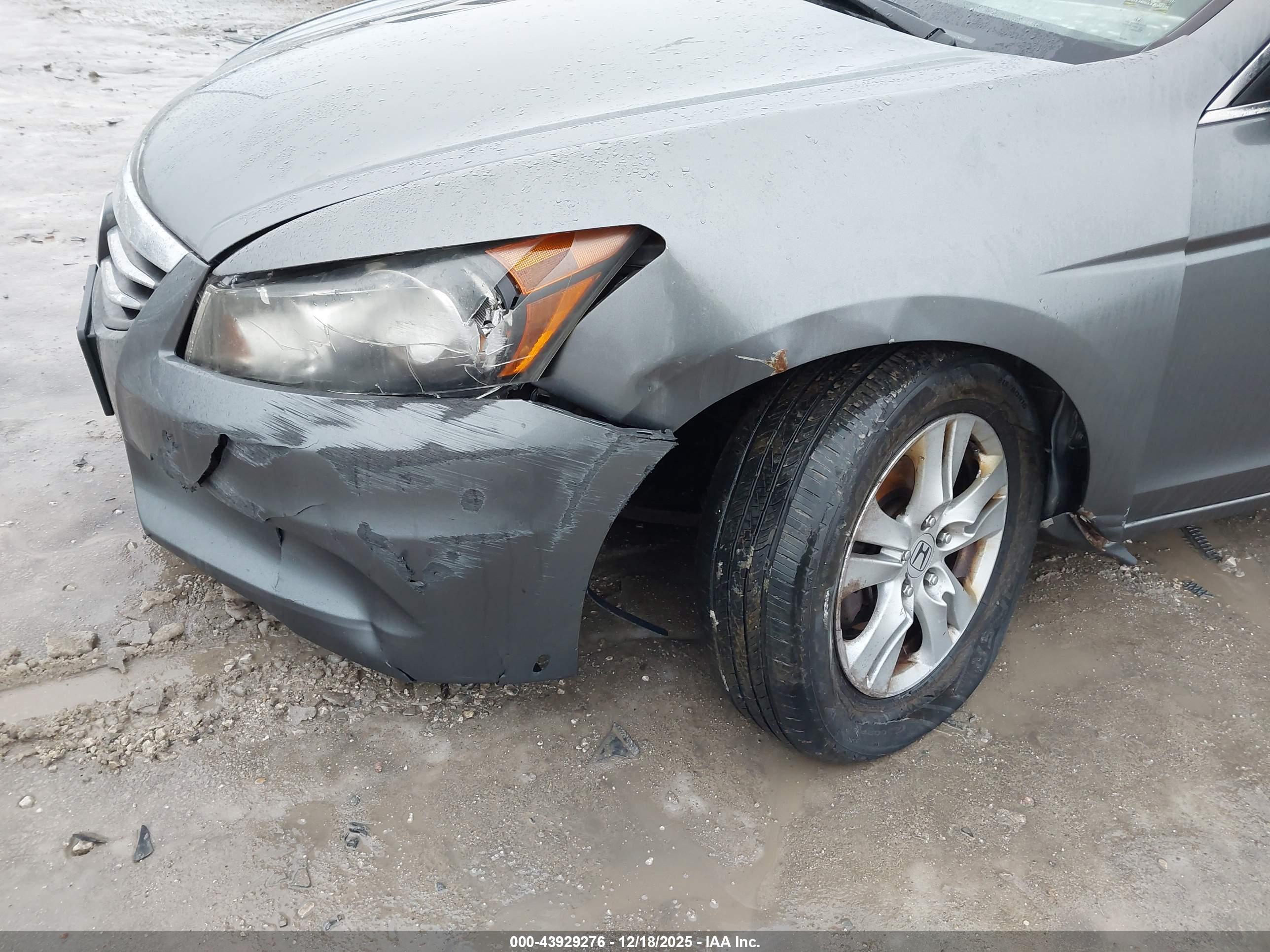 HONDA ACCORD image 6