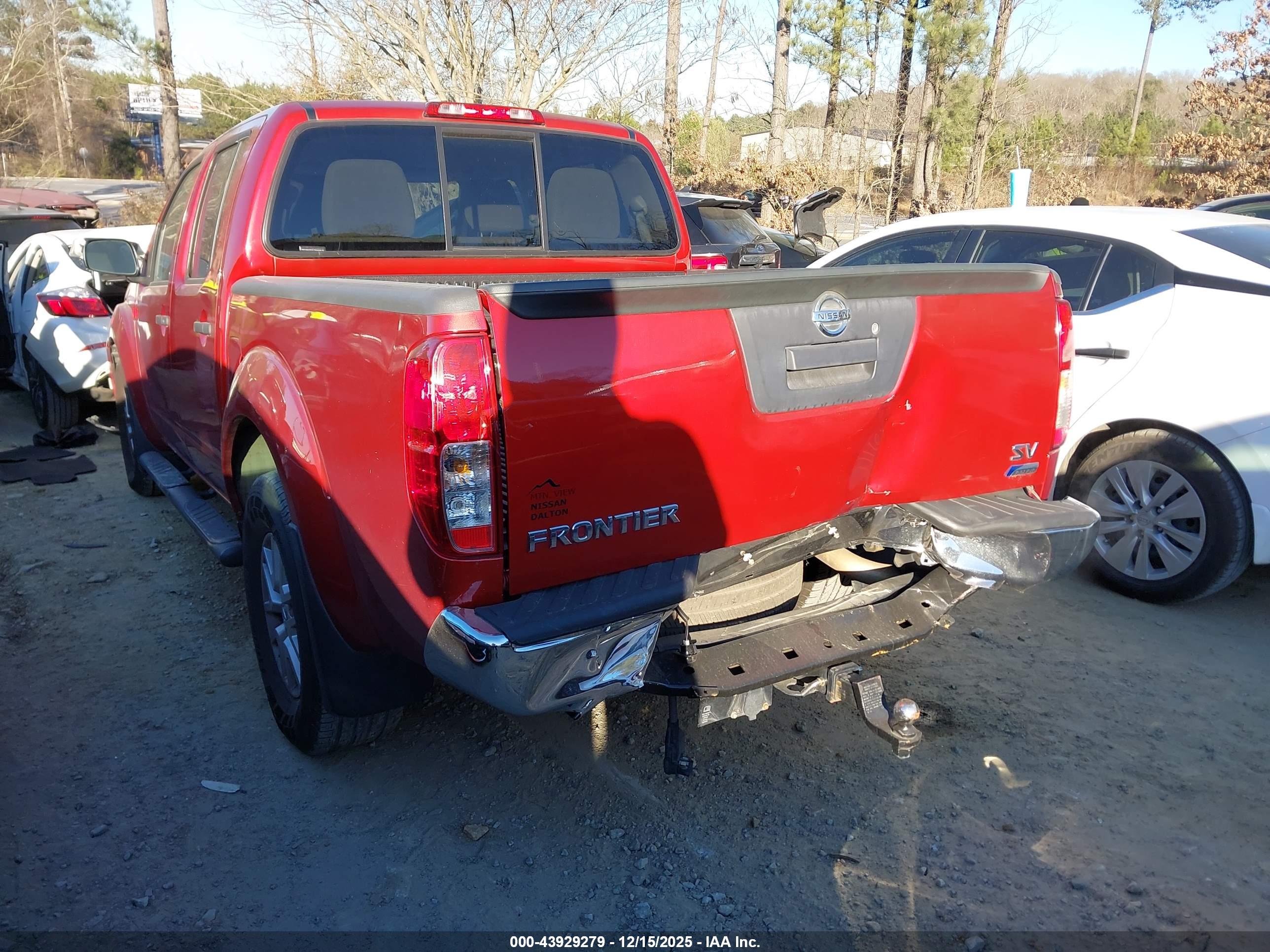 NISSAN FRONTIER image 3