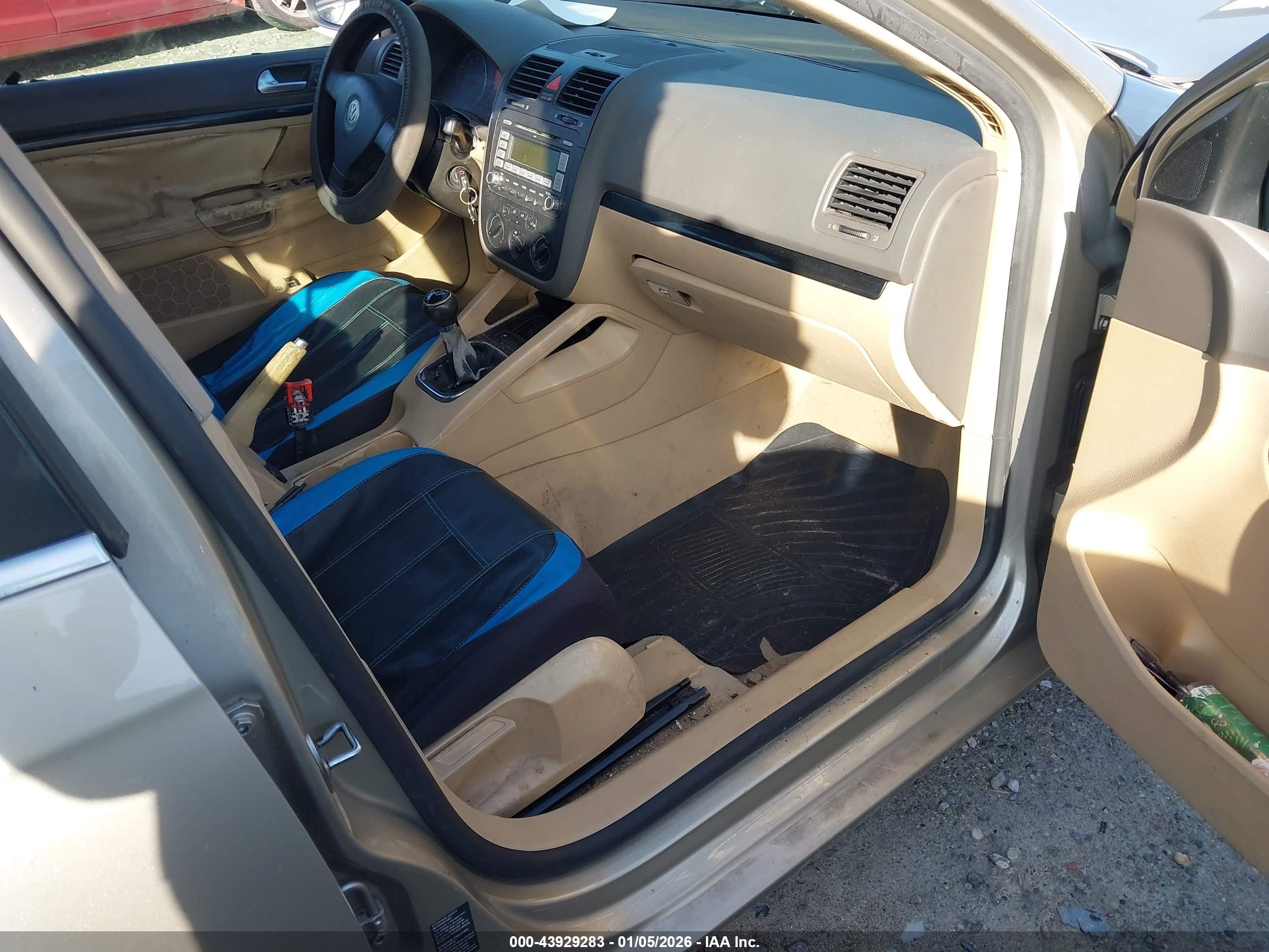 VOLKSWAGEN JETTA image 5