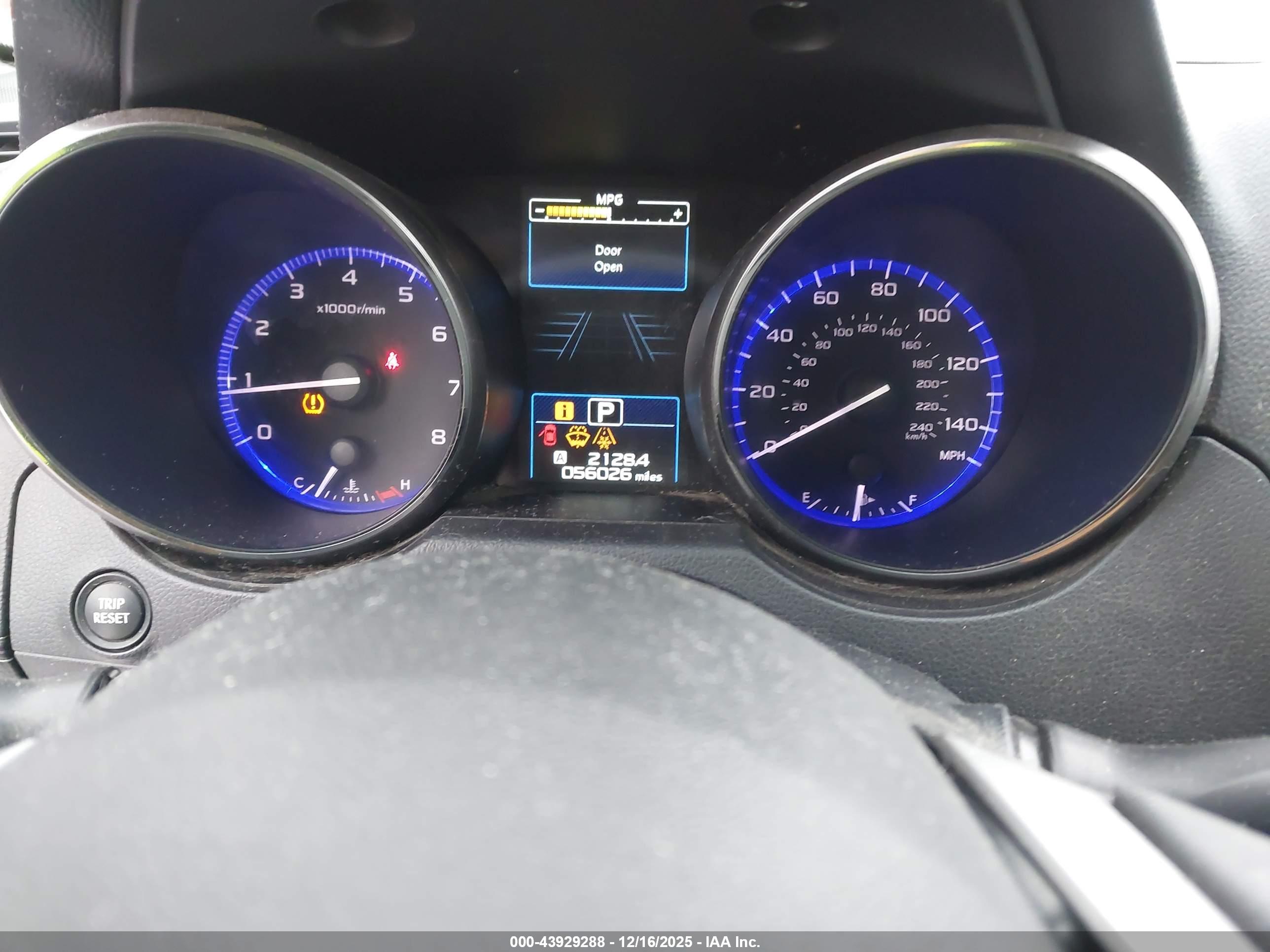 SUBARU OUTBACK image 7