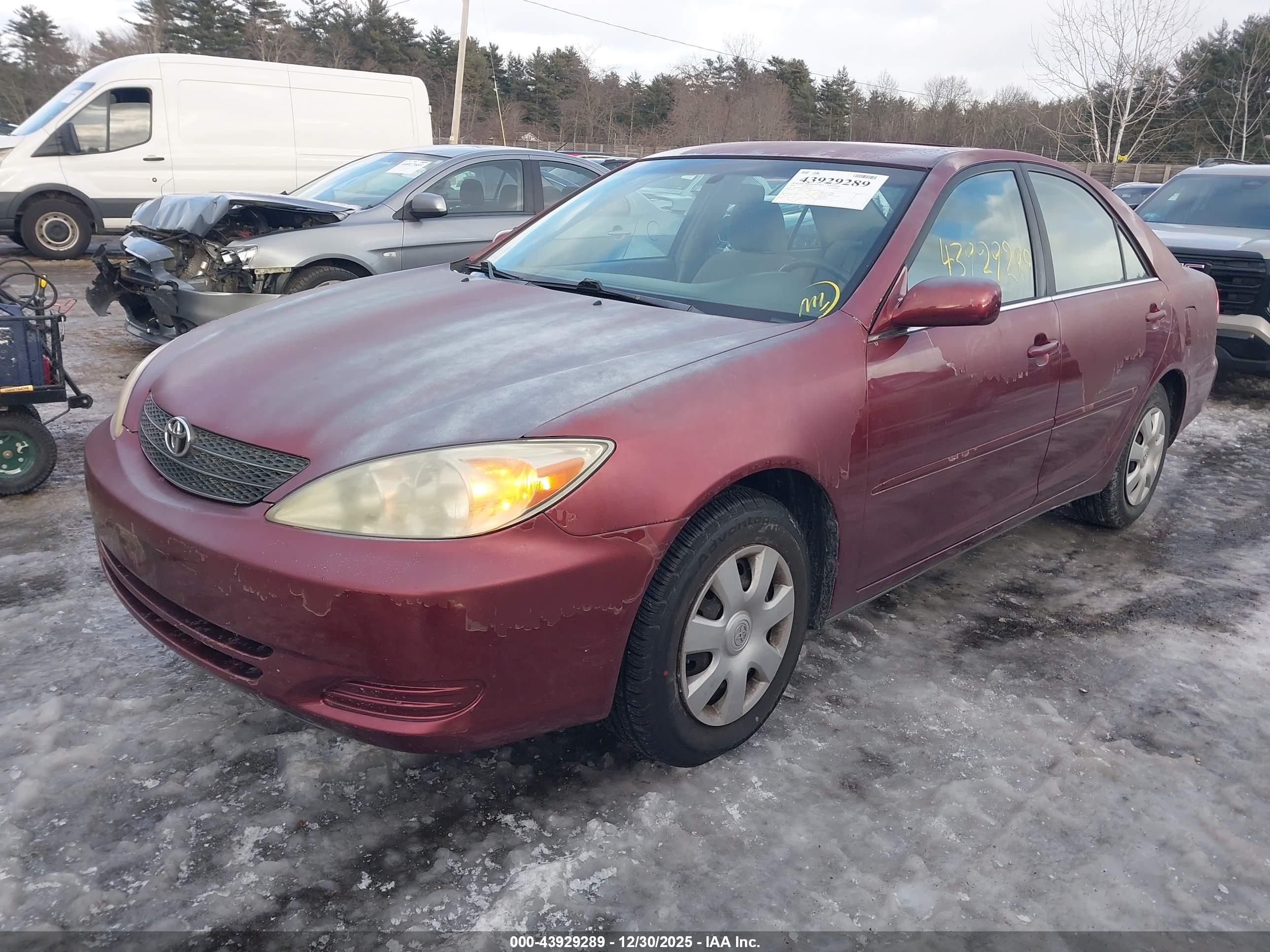 TOYOTA CAMRY image 2