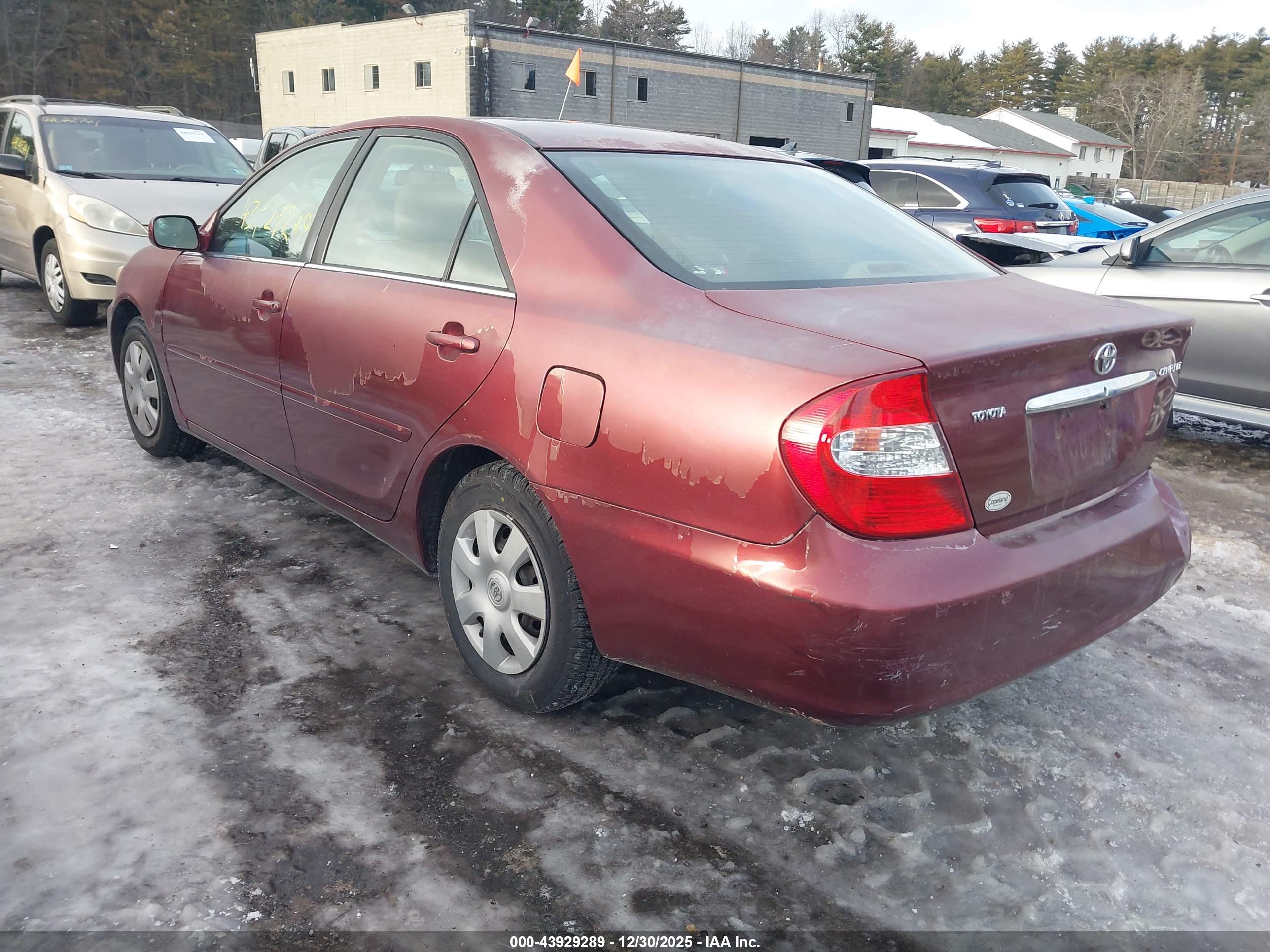 TOYOTA CAMRY image 3