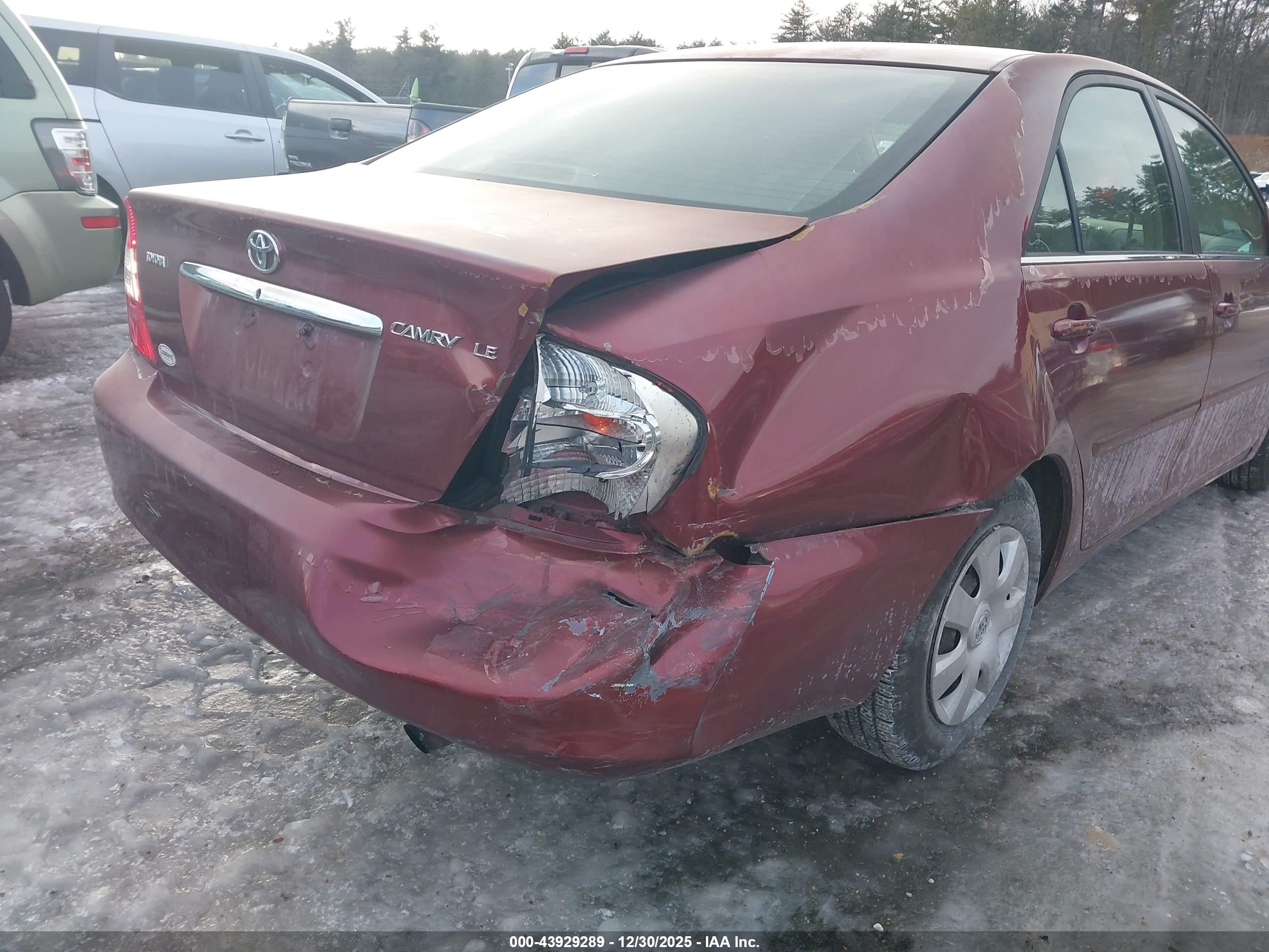 TOYOTA CAMRY image 6
