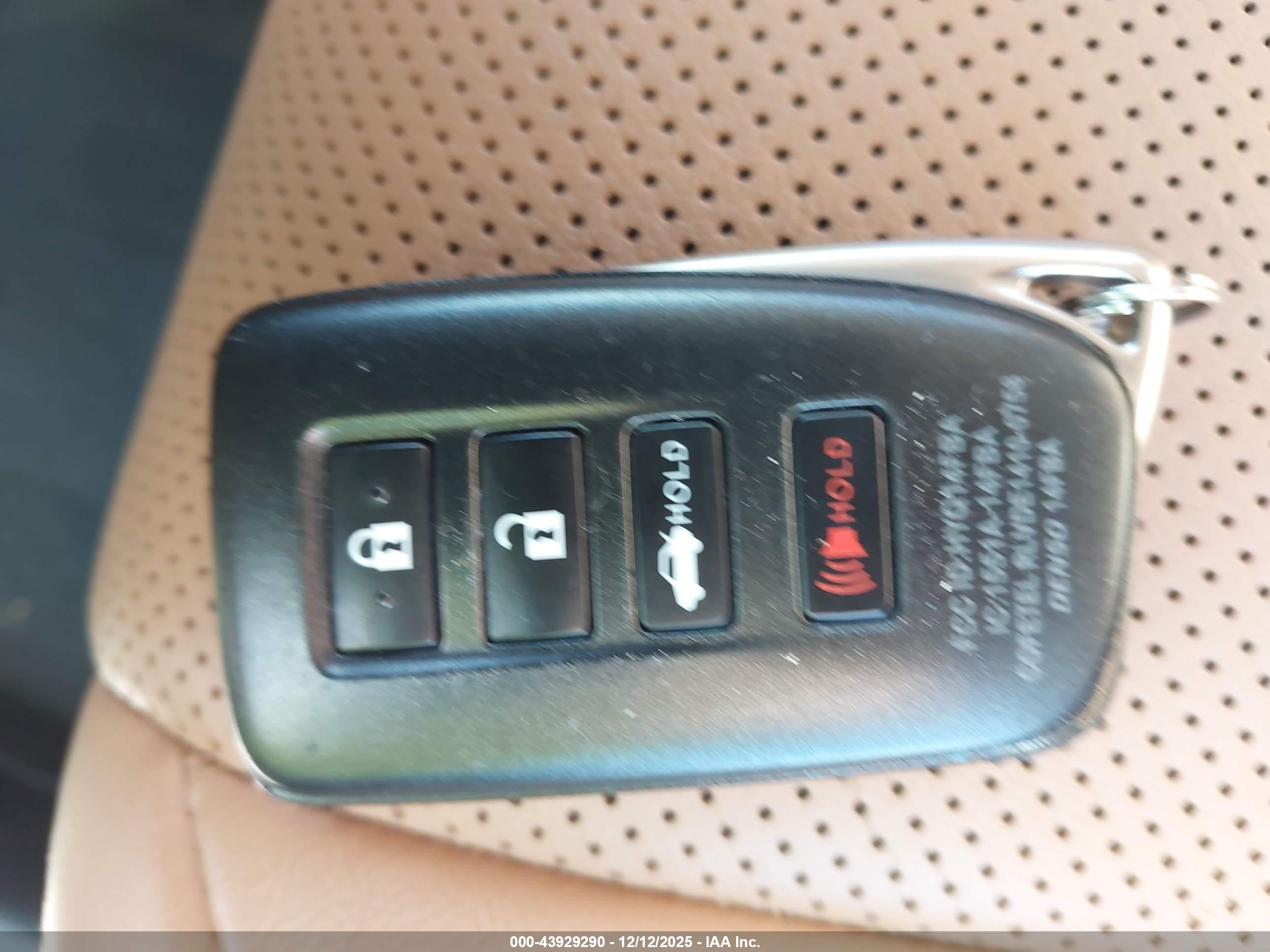 LEXUS GS image 11