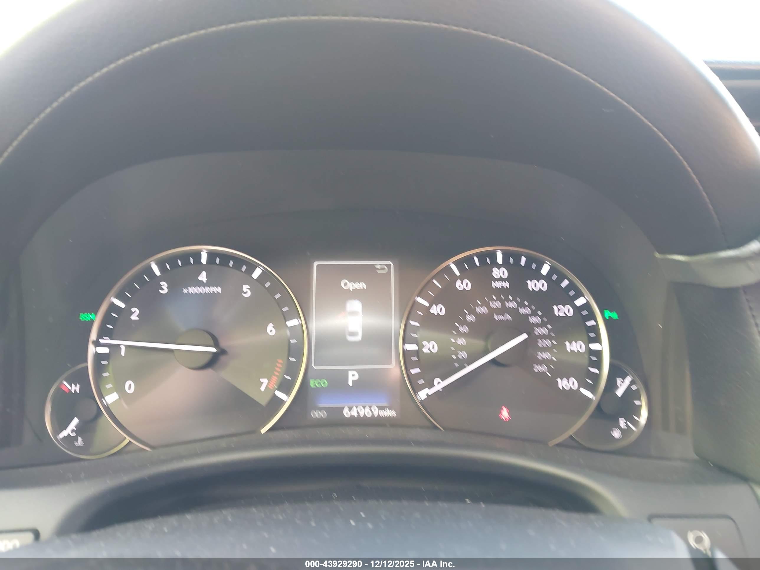 LEXUS GS image 7