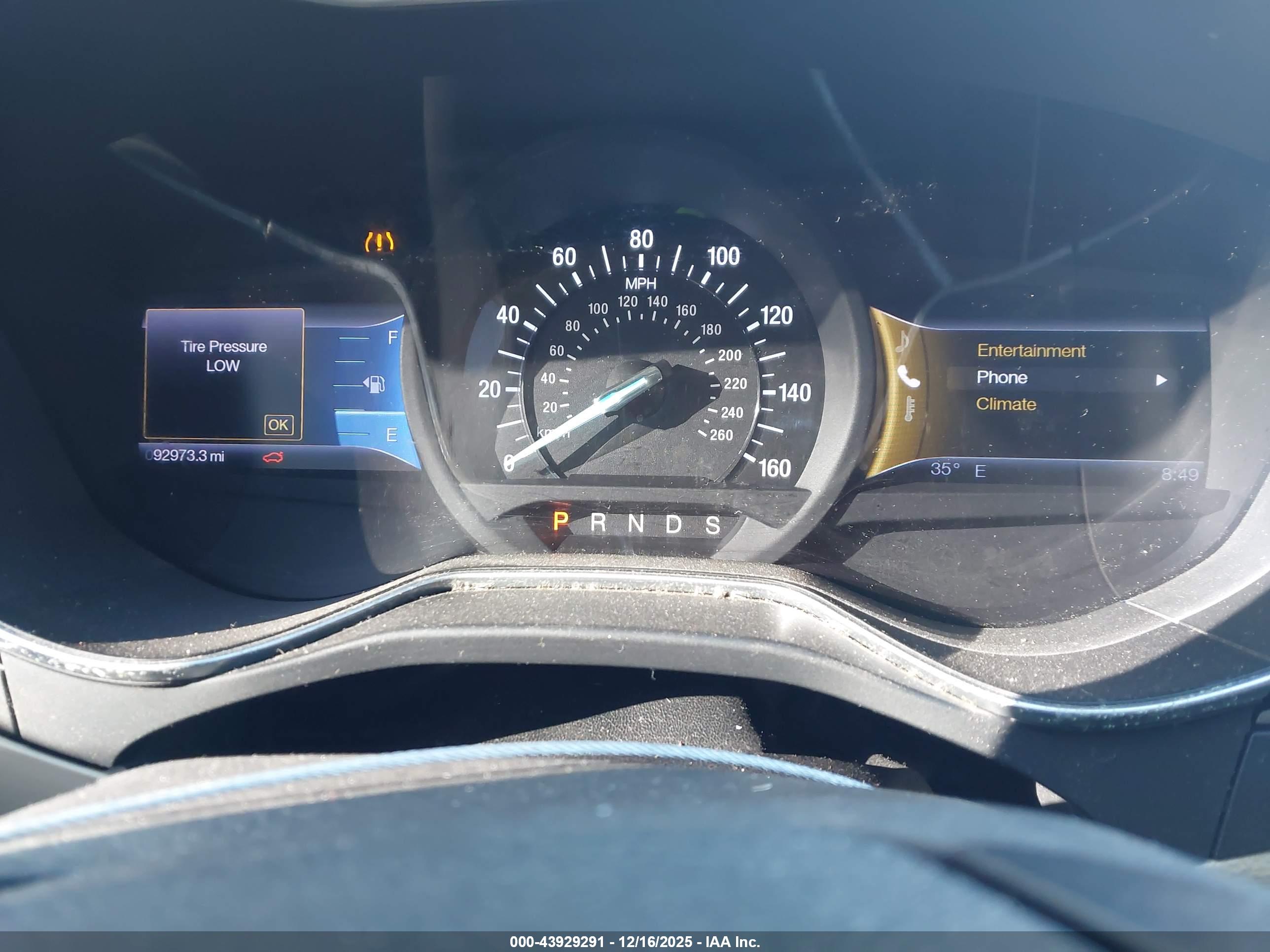 FORD FUSION image 7