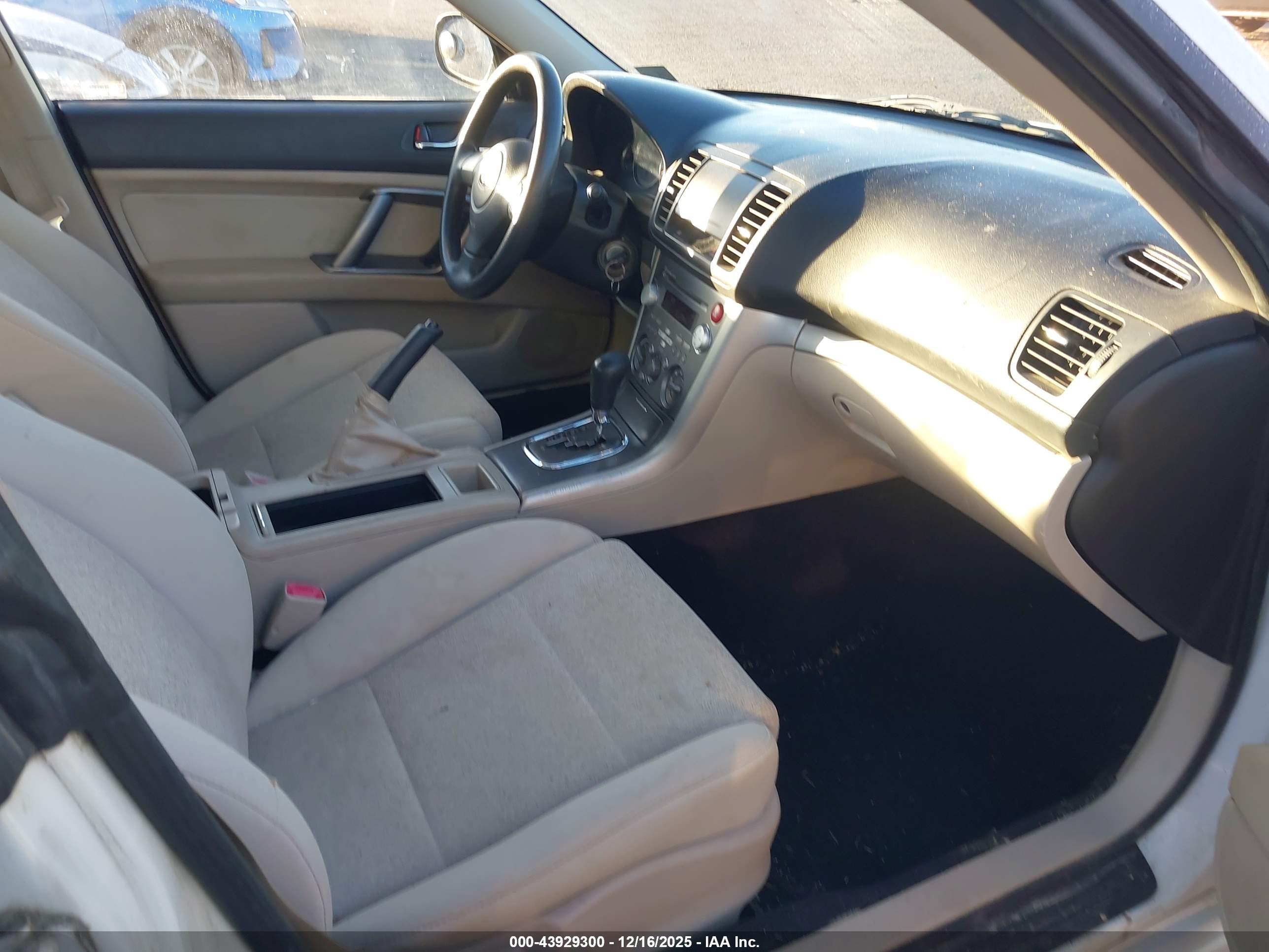 SUBARU LEGACY image 5