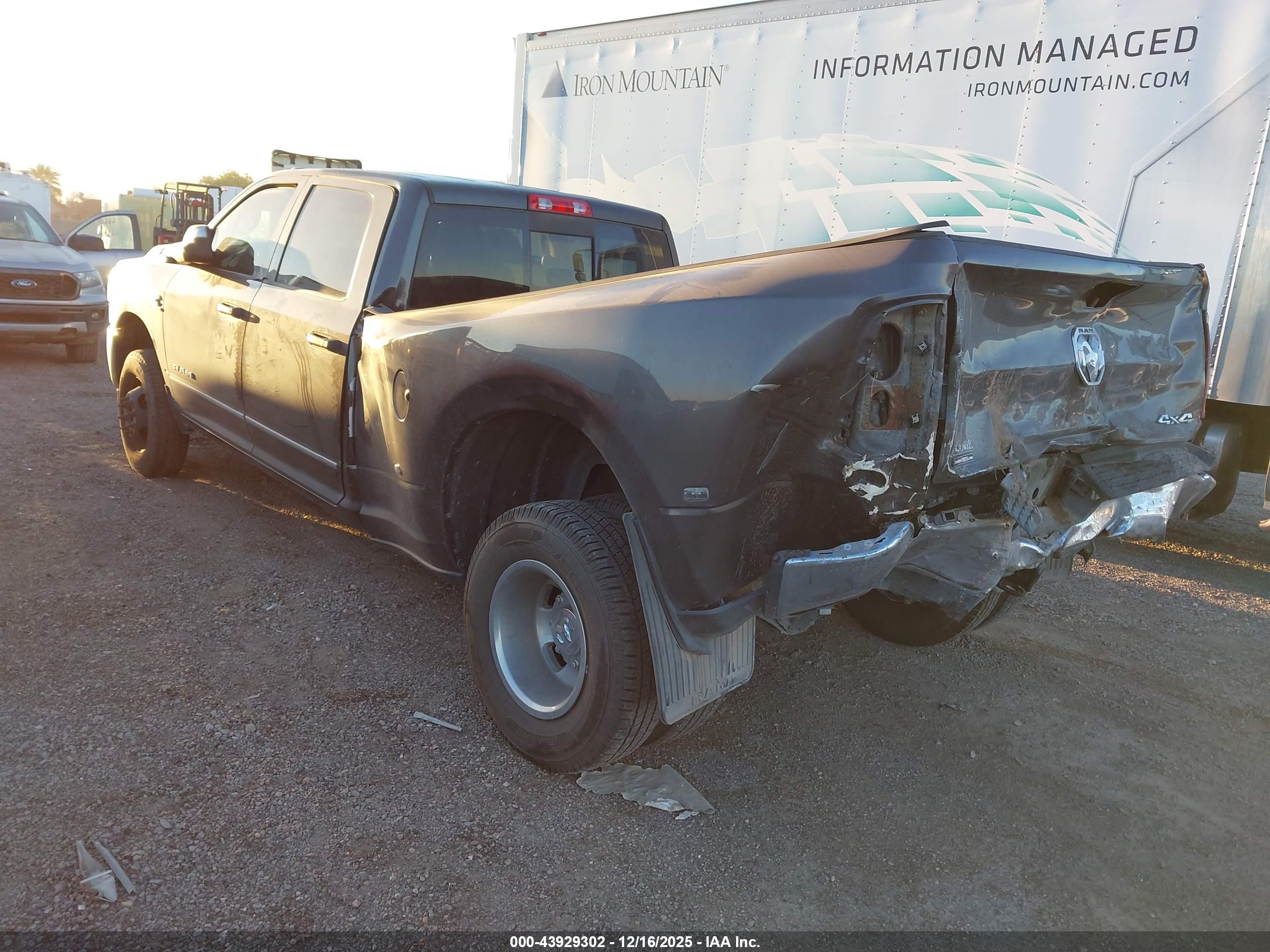RAM 3500 image 3