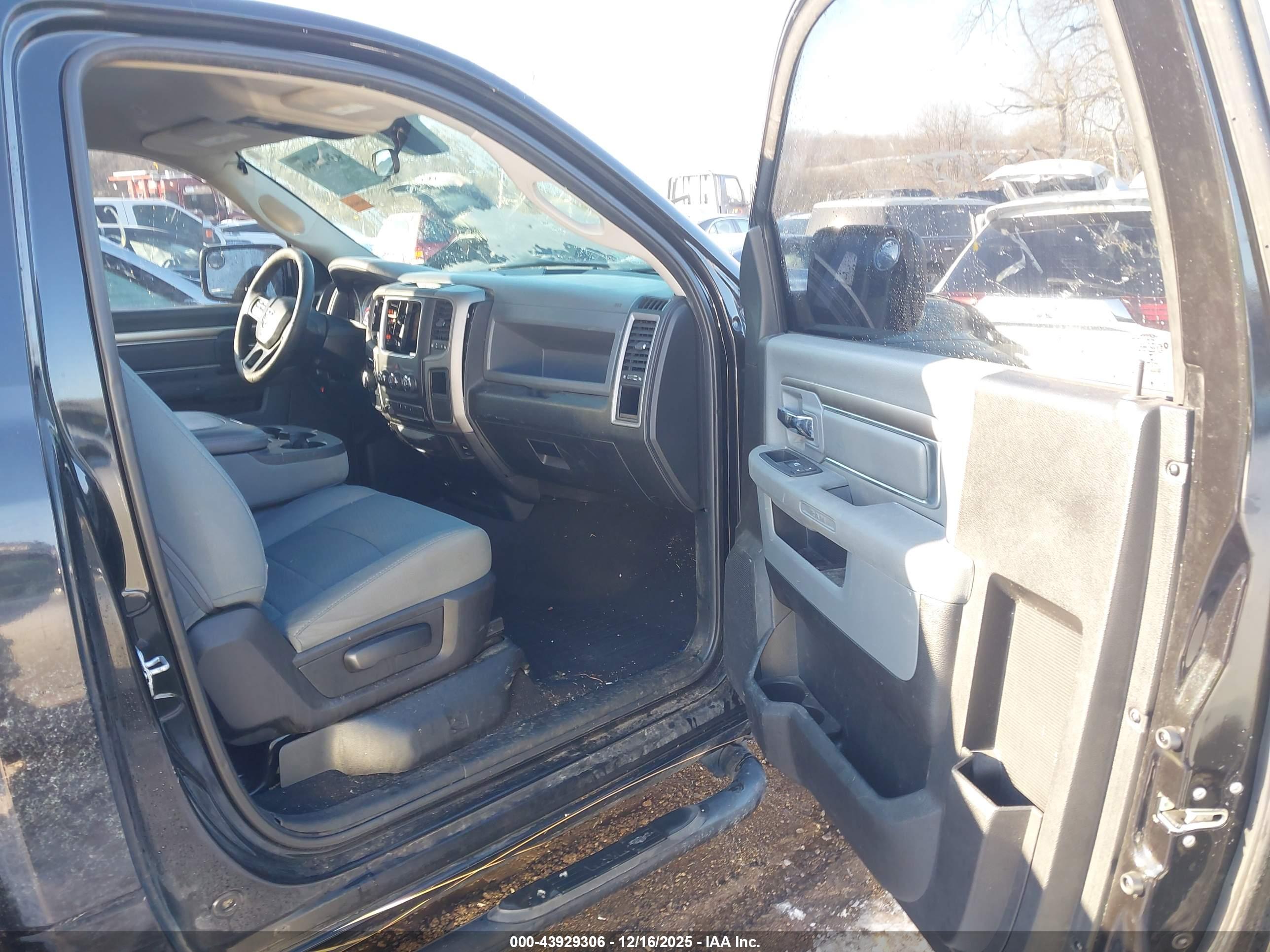 RAM 1500 image 5