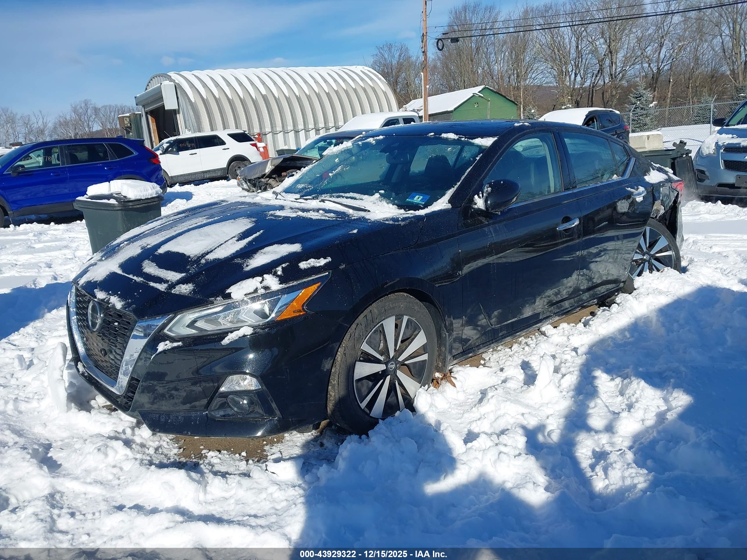 NISSAN ALTIMA image 2