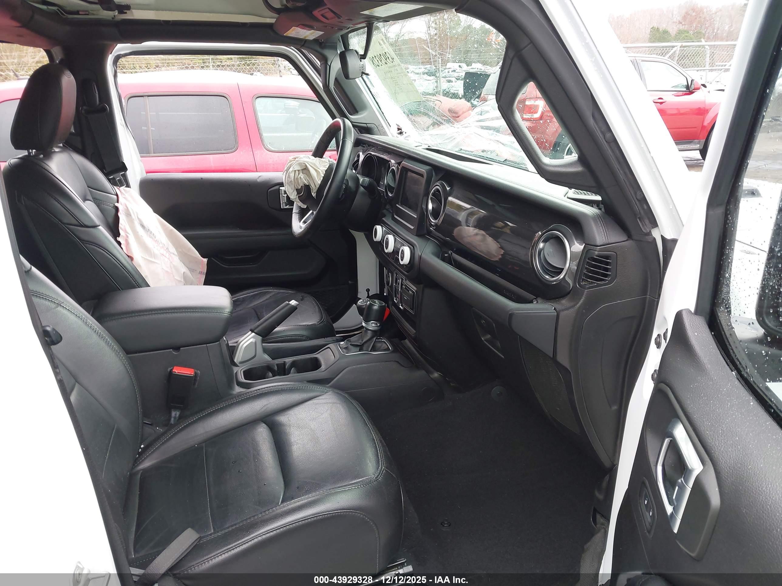 JEEP WRANGLER image 5