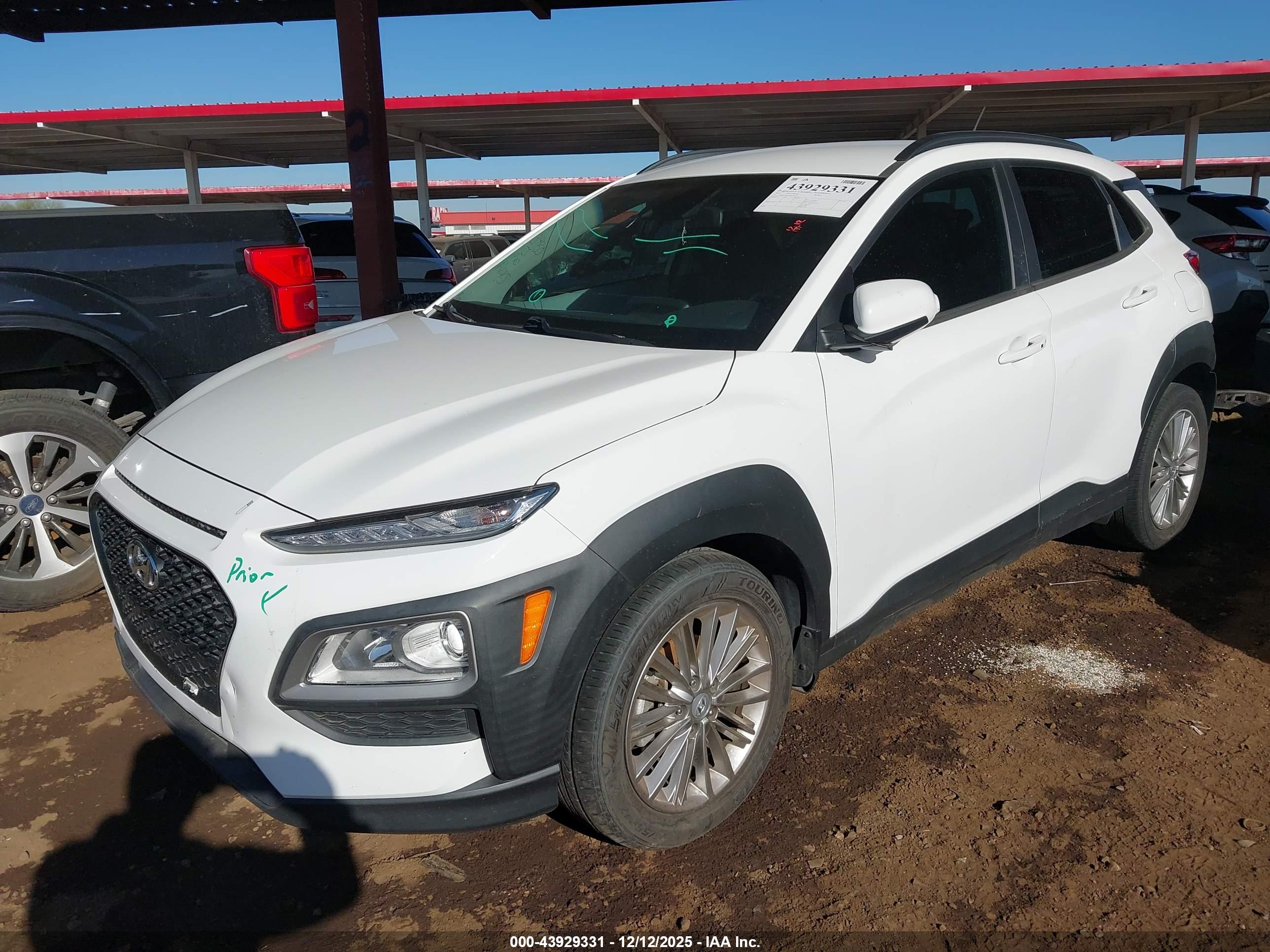 HYUNDAI KONA image 2