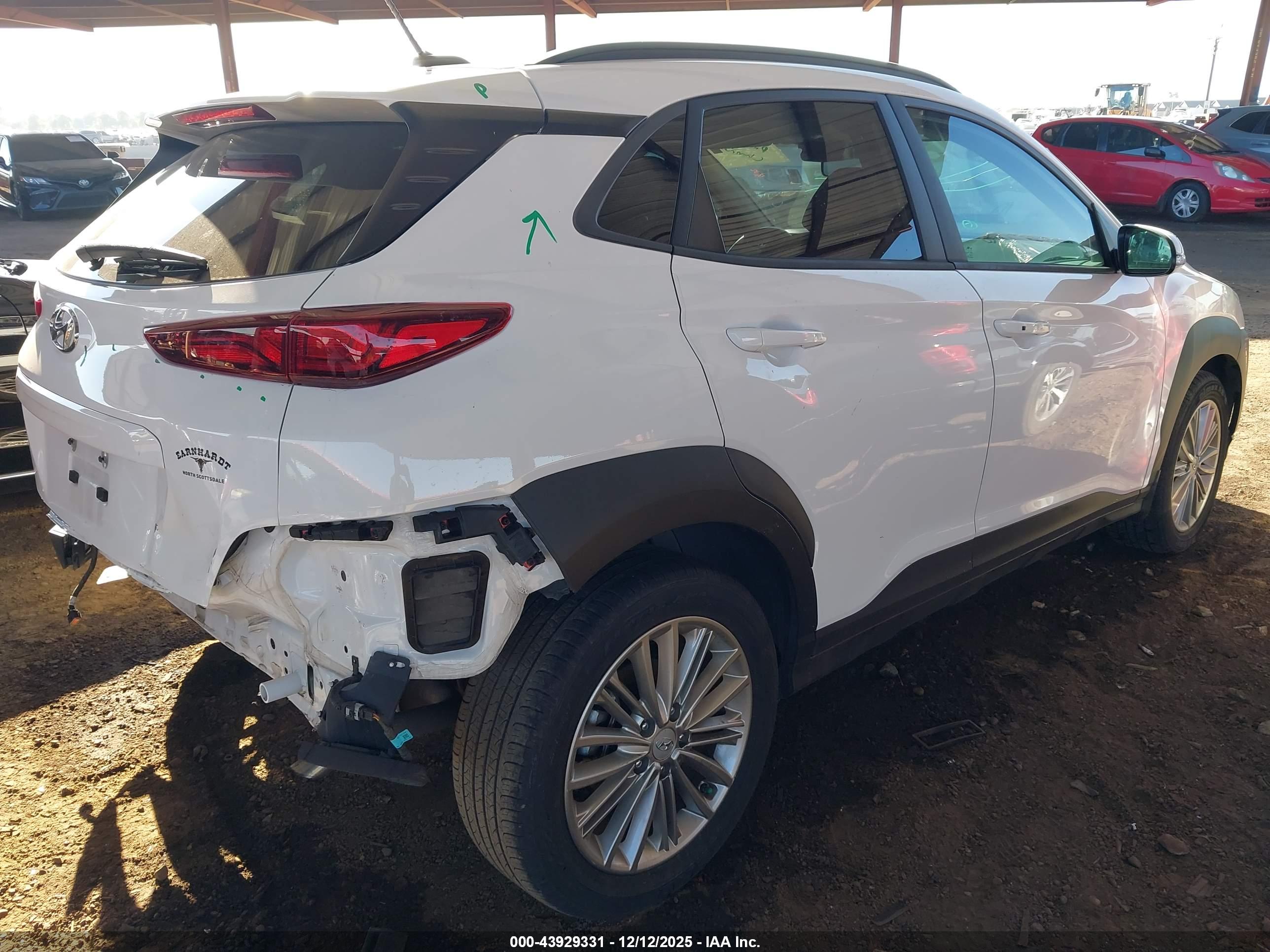 HYUNDAI KONA image 4