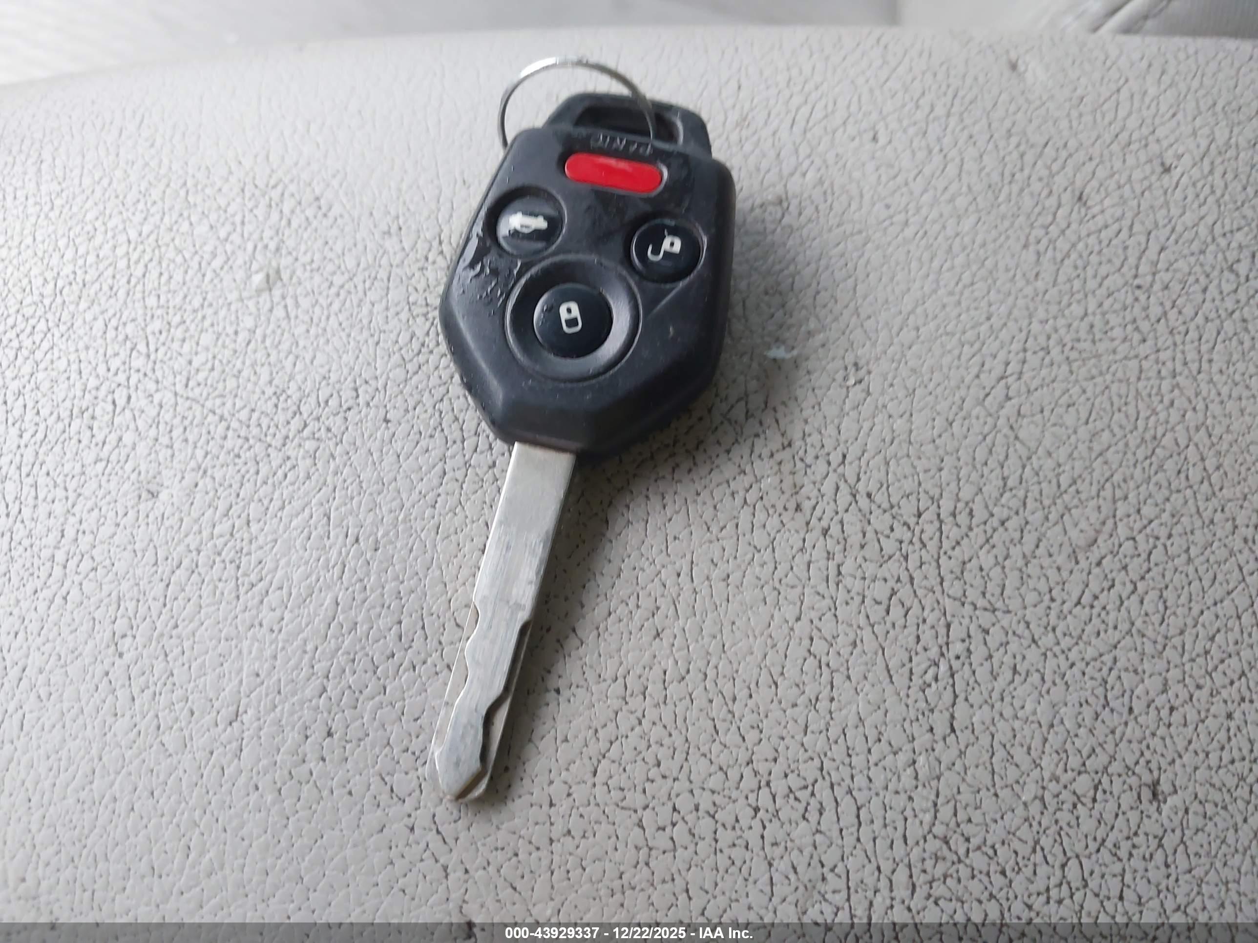 SUBARU LEGACY image 11