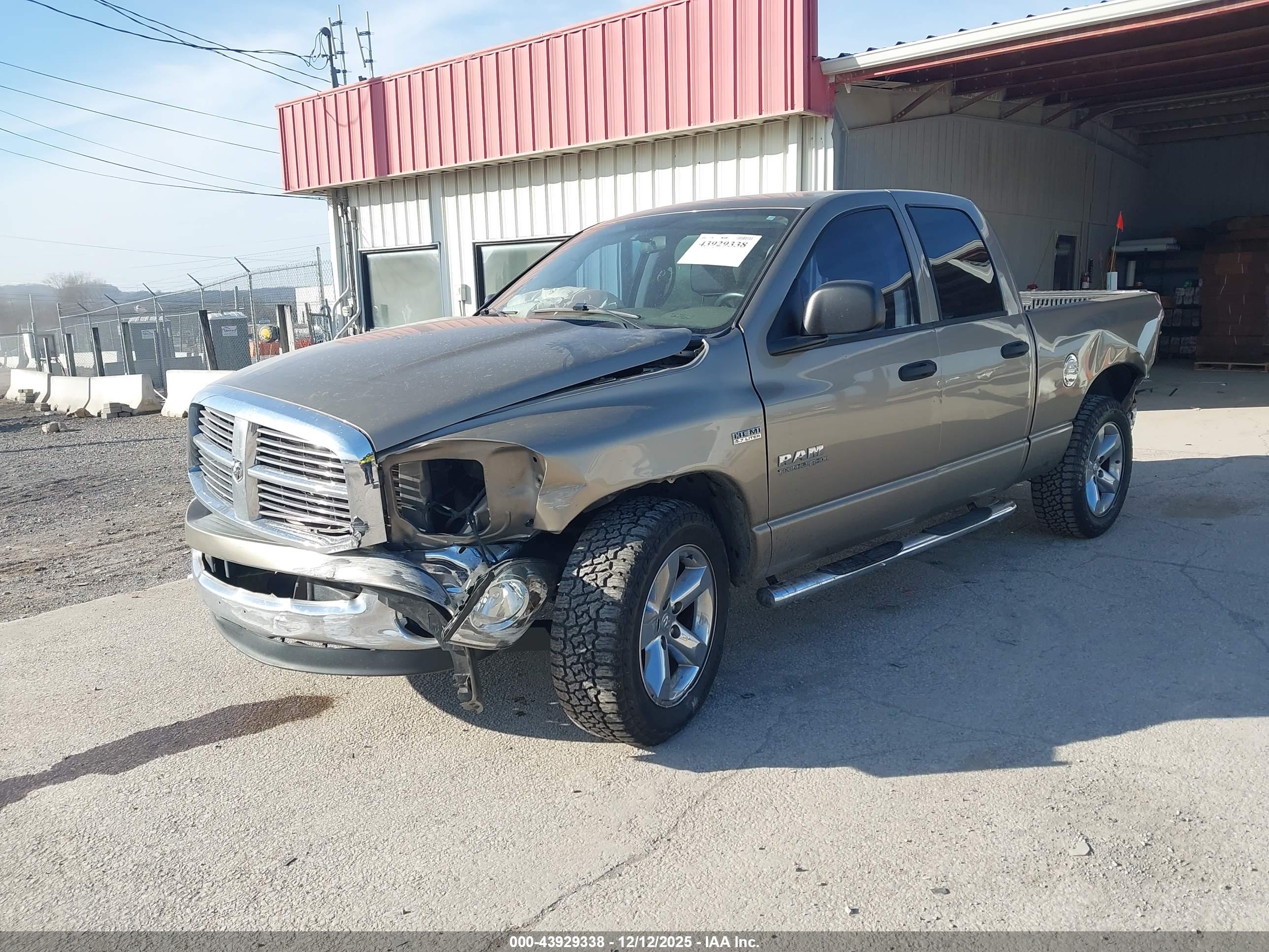 DODGE RAM image 2