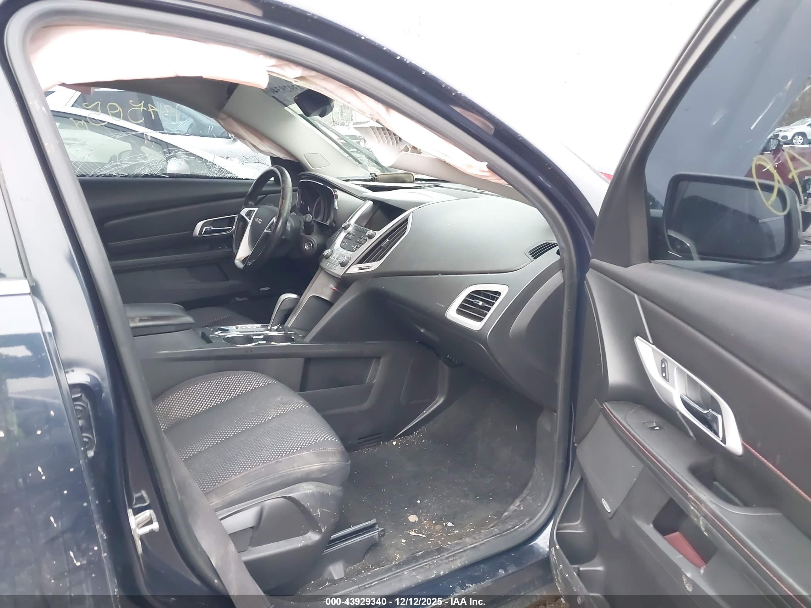 GMC TERRAIN image 5