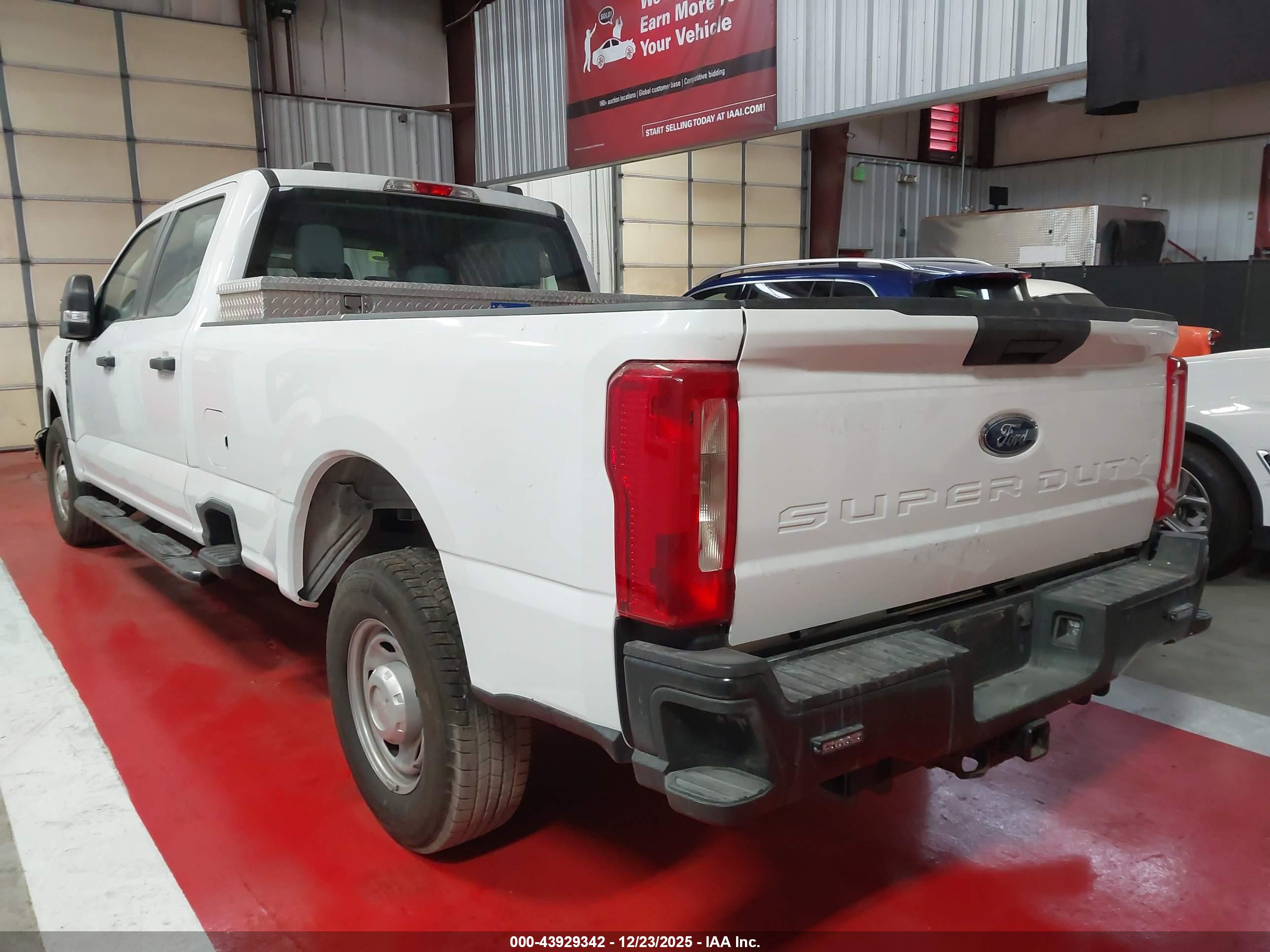 FORD F-250 image 3