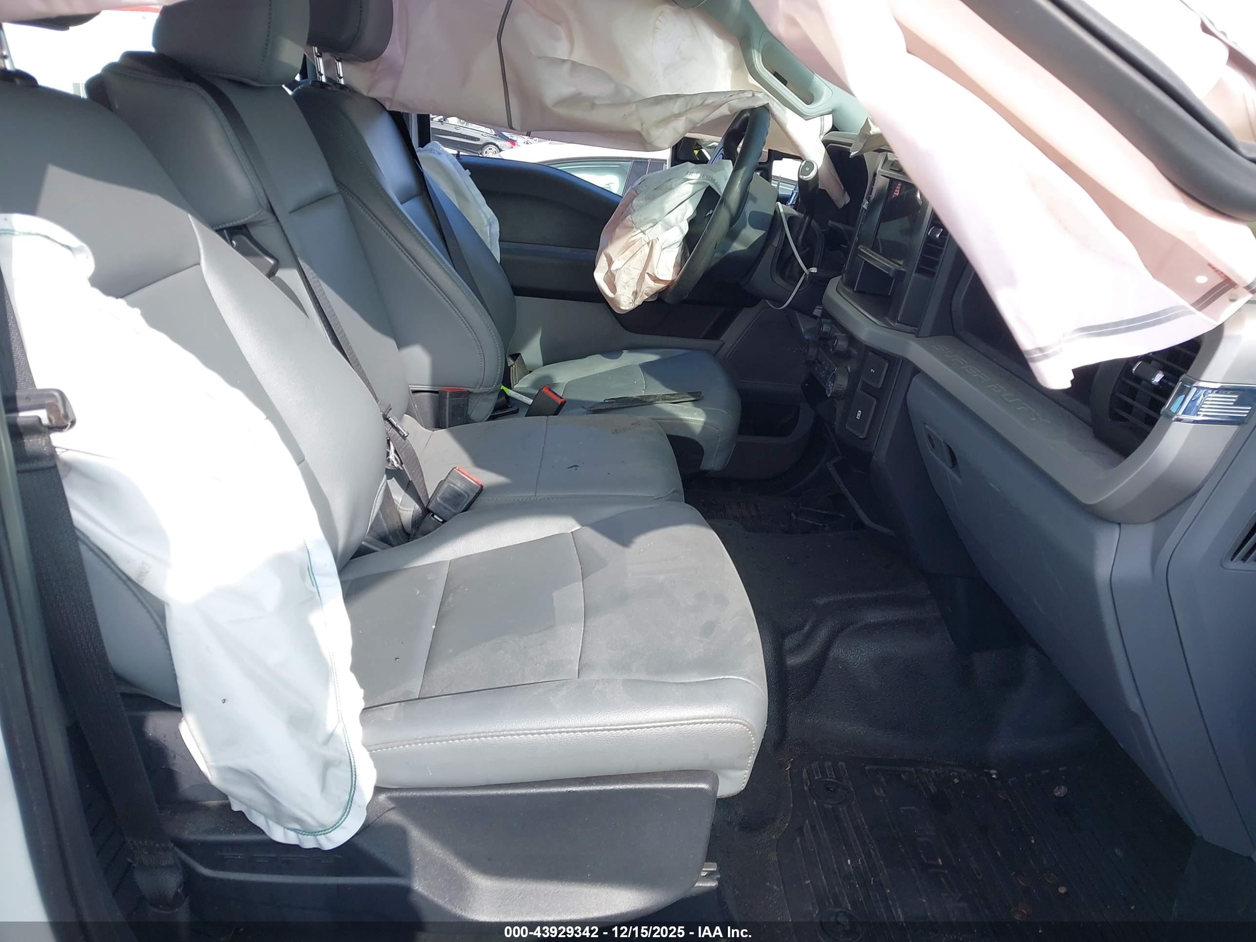 FORD F-250 image 5