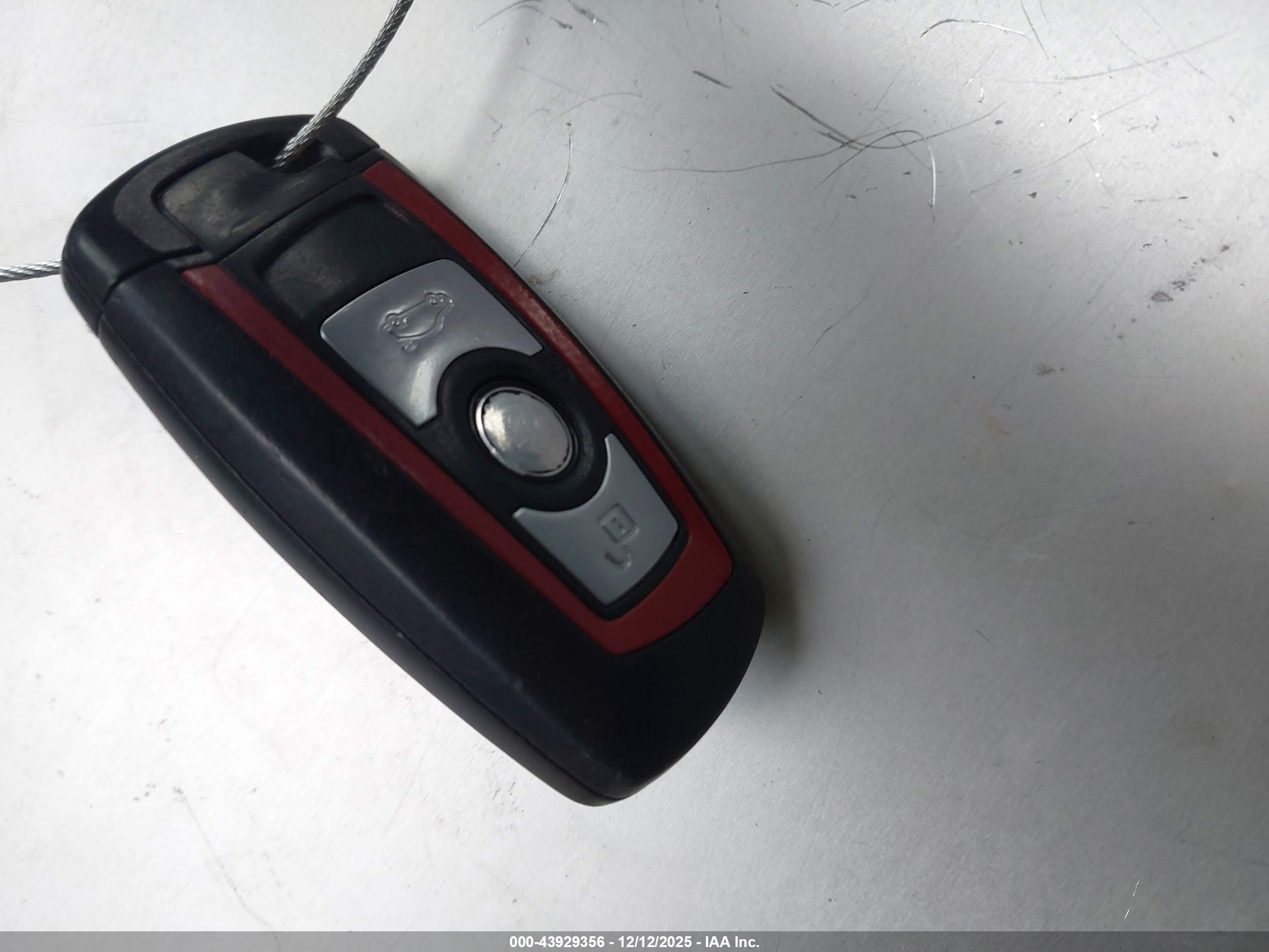 BMW 328I image 11