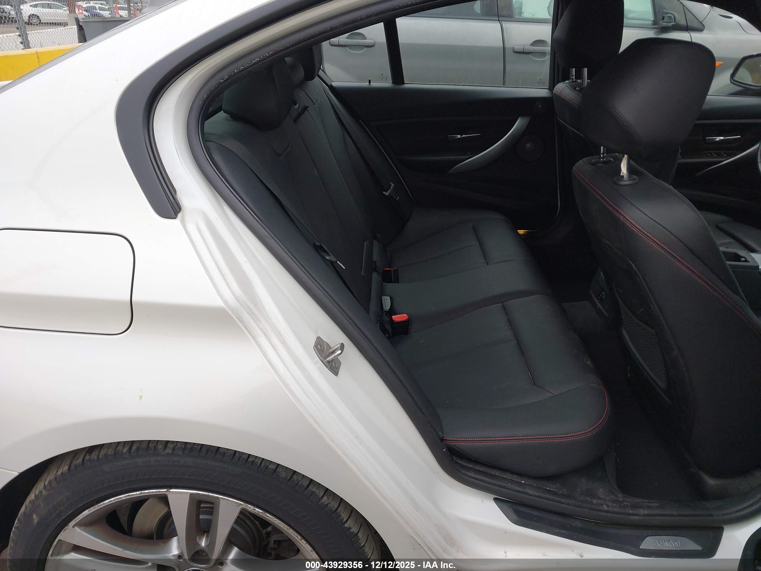 BMW 328I image 8