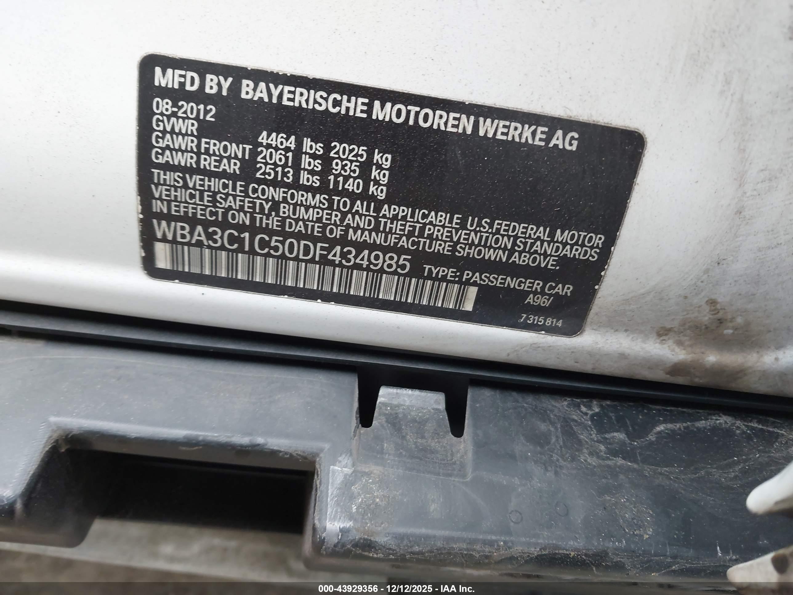 BMW 328I image 9