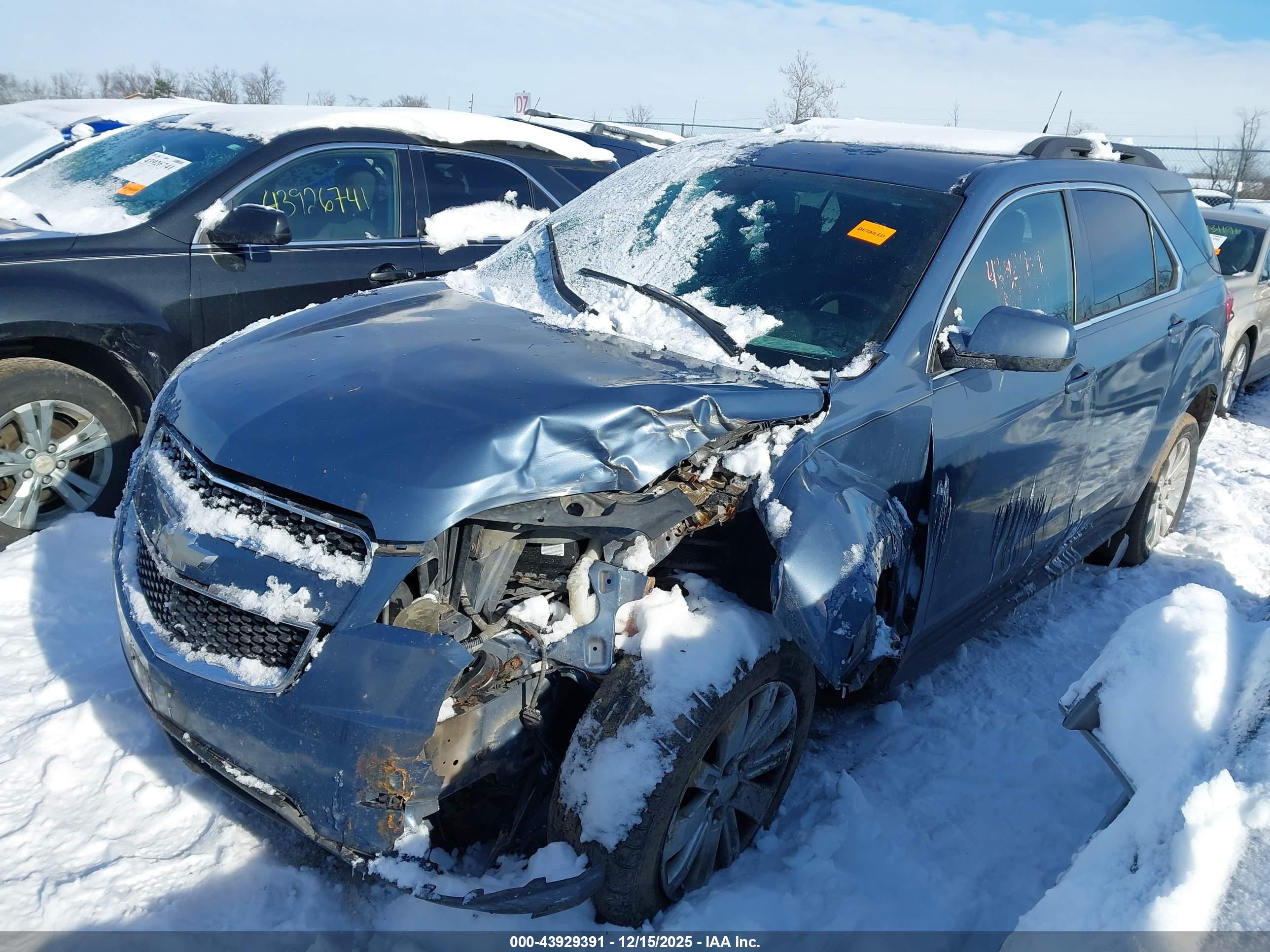 CHEVROLET EQUINOX image 2