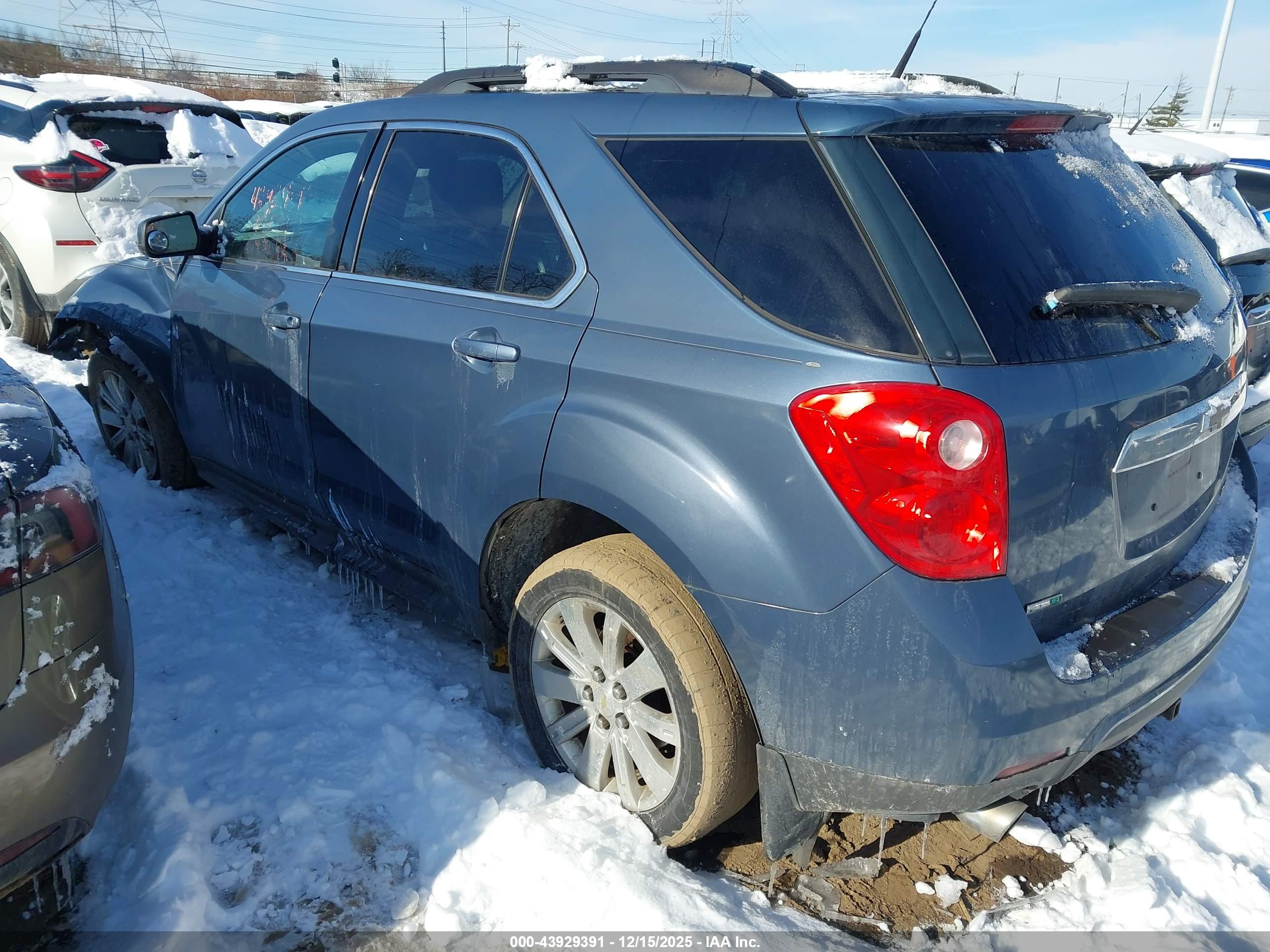 CHEVROLET EQUINOX image 3
