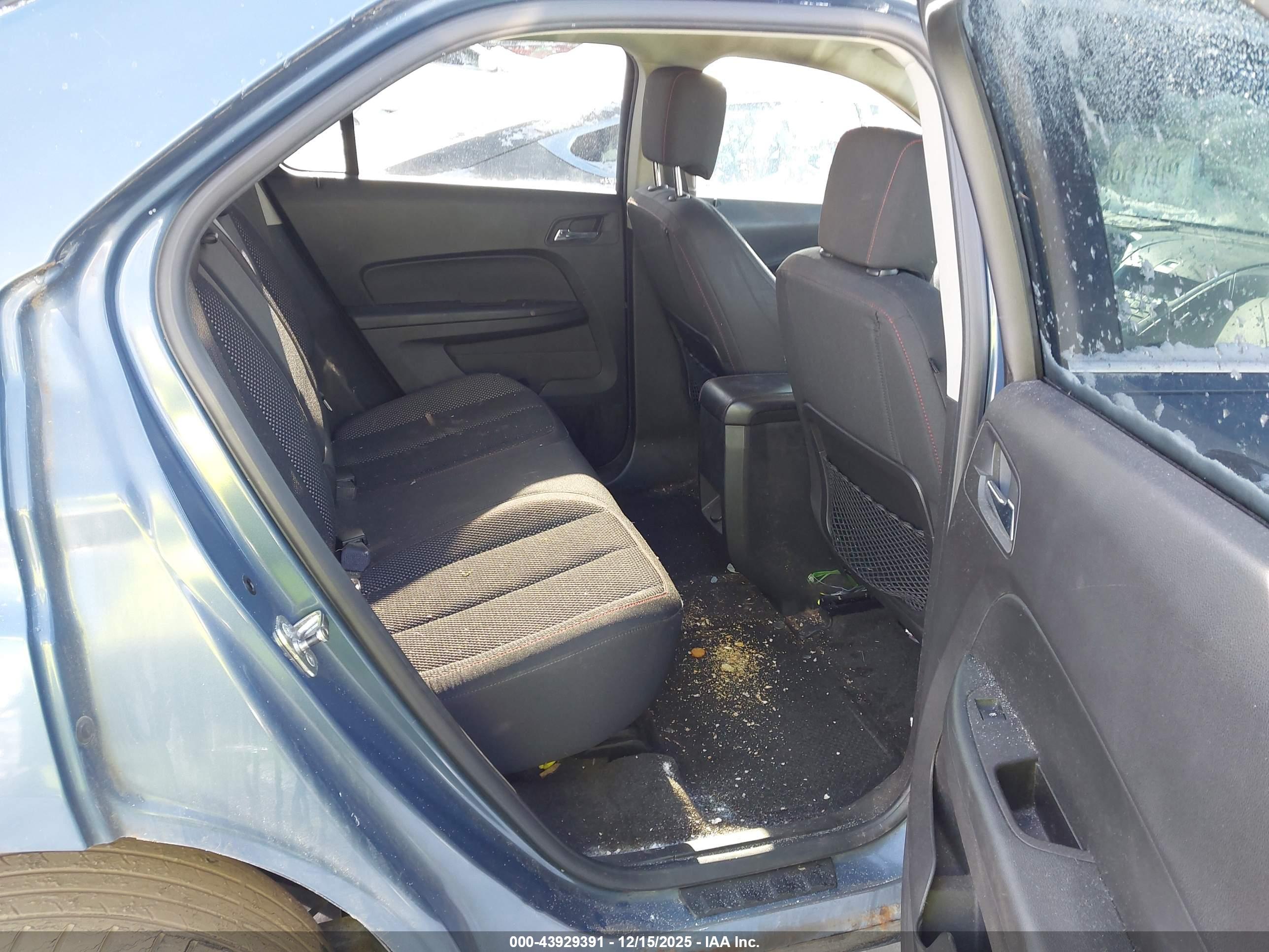 CHEVROLET EQUINOX image 8