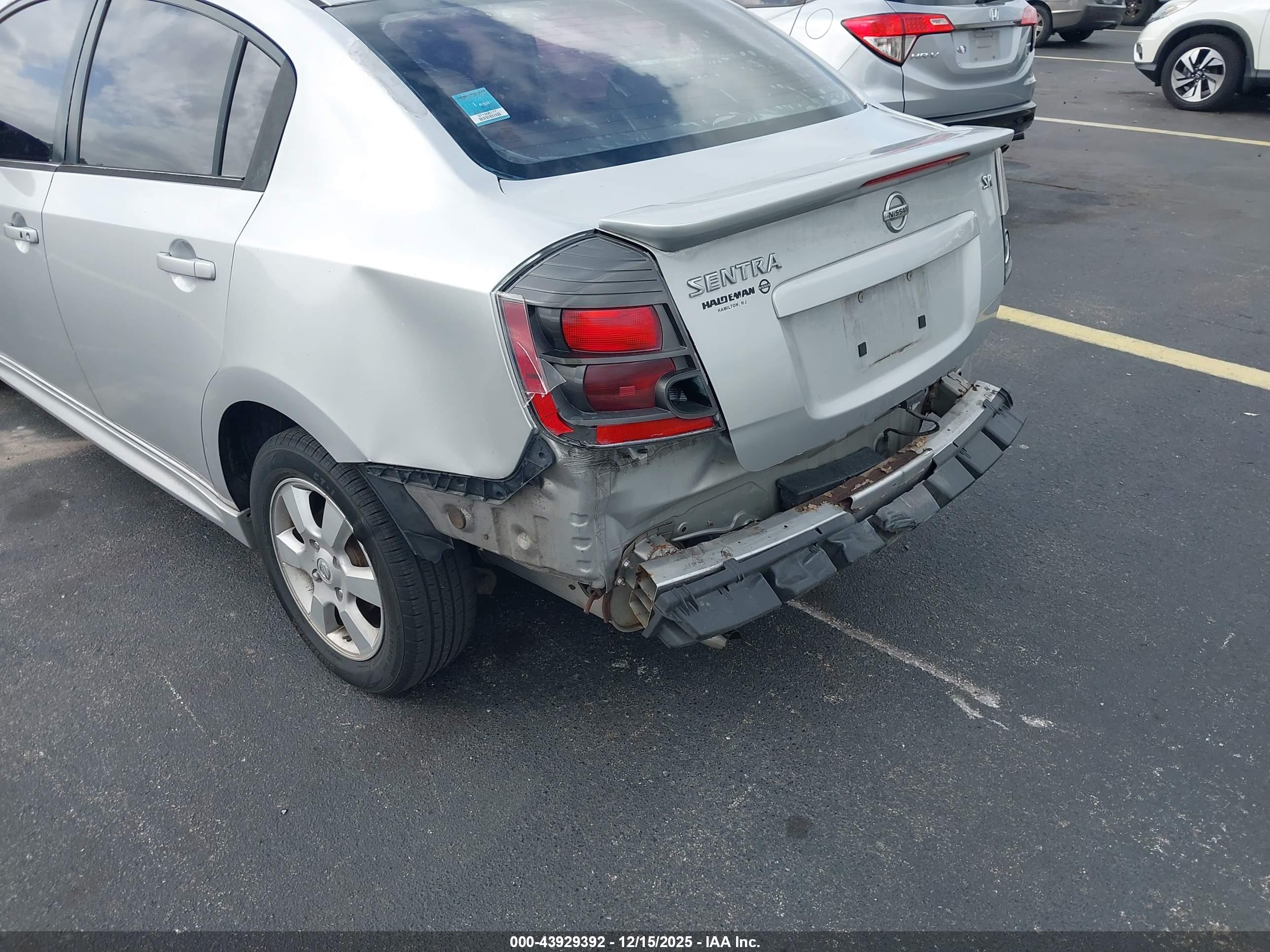 NISSAN SENTRA image 6
