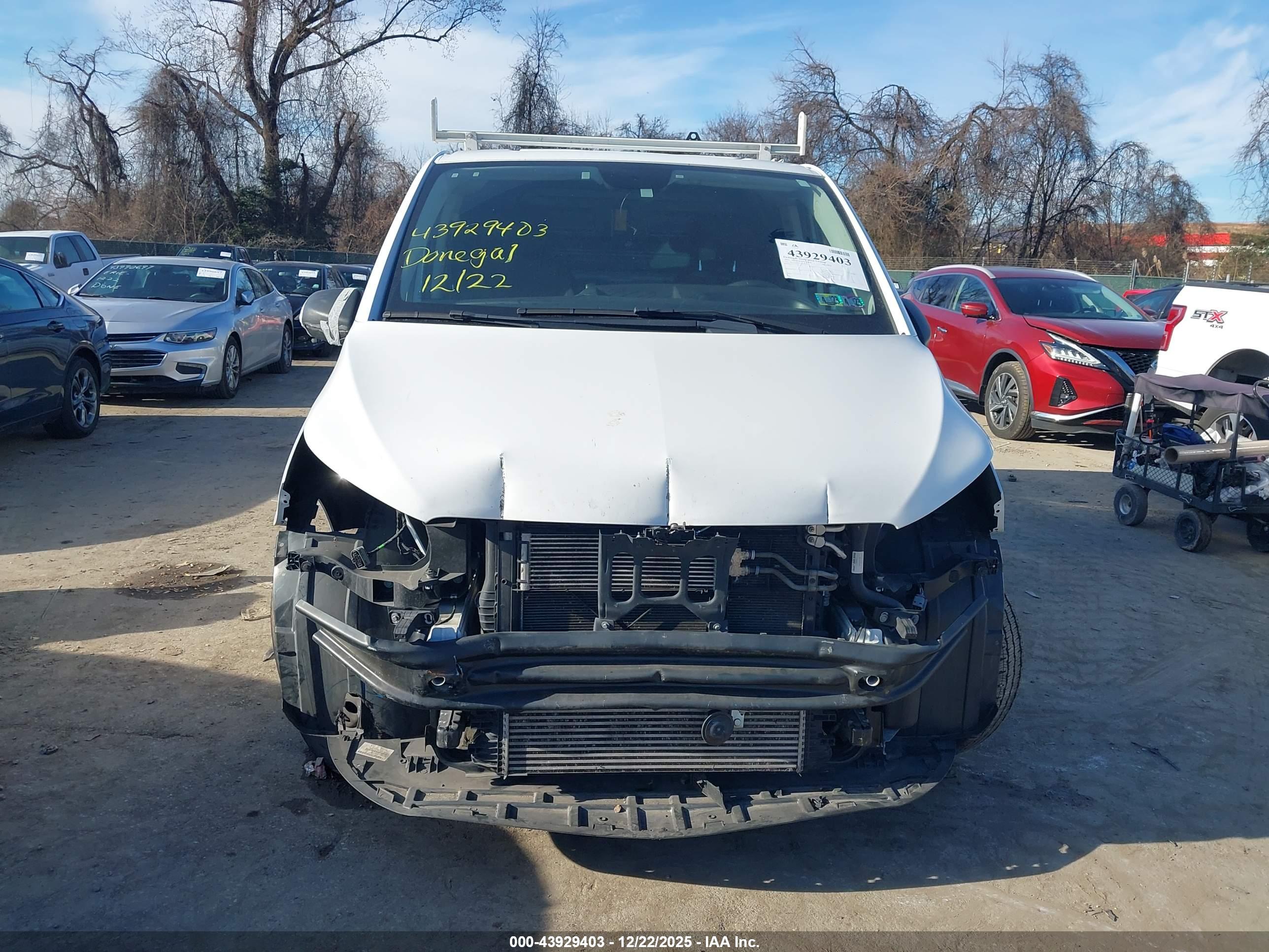 MERCEDES-BENZ METRIS image 6