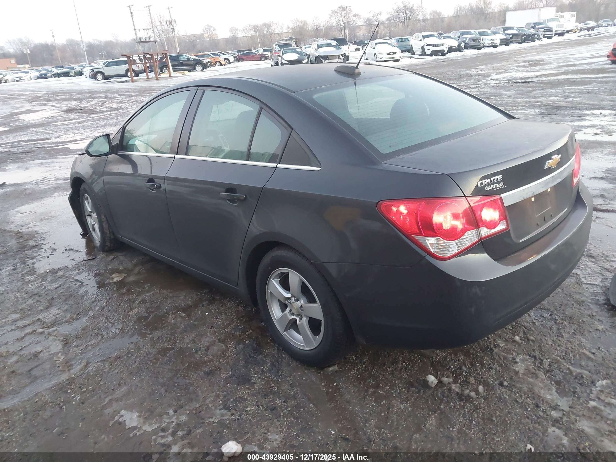 CHEVROLET CRUZE image 3