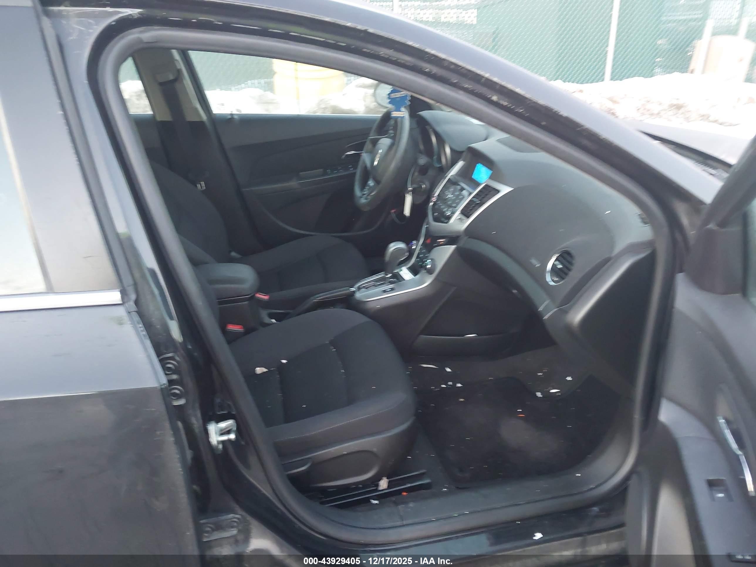 CHEVROLET CRUZE image 5