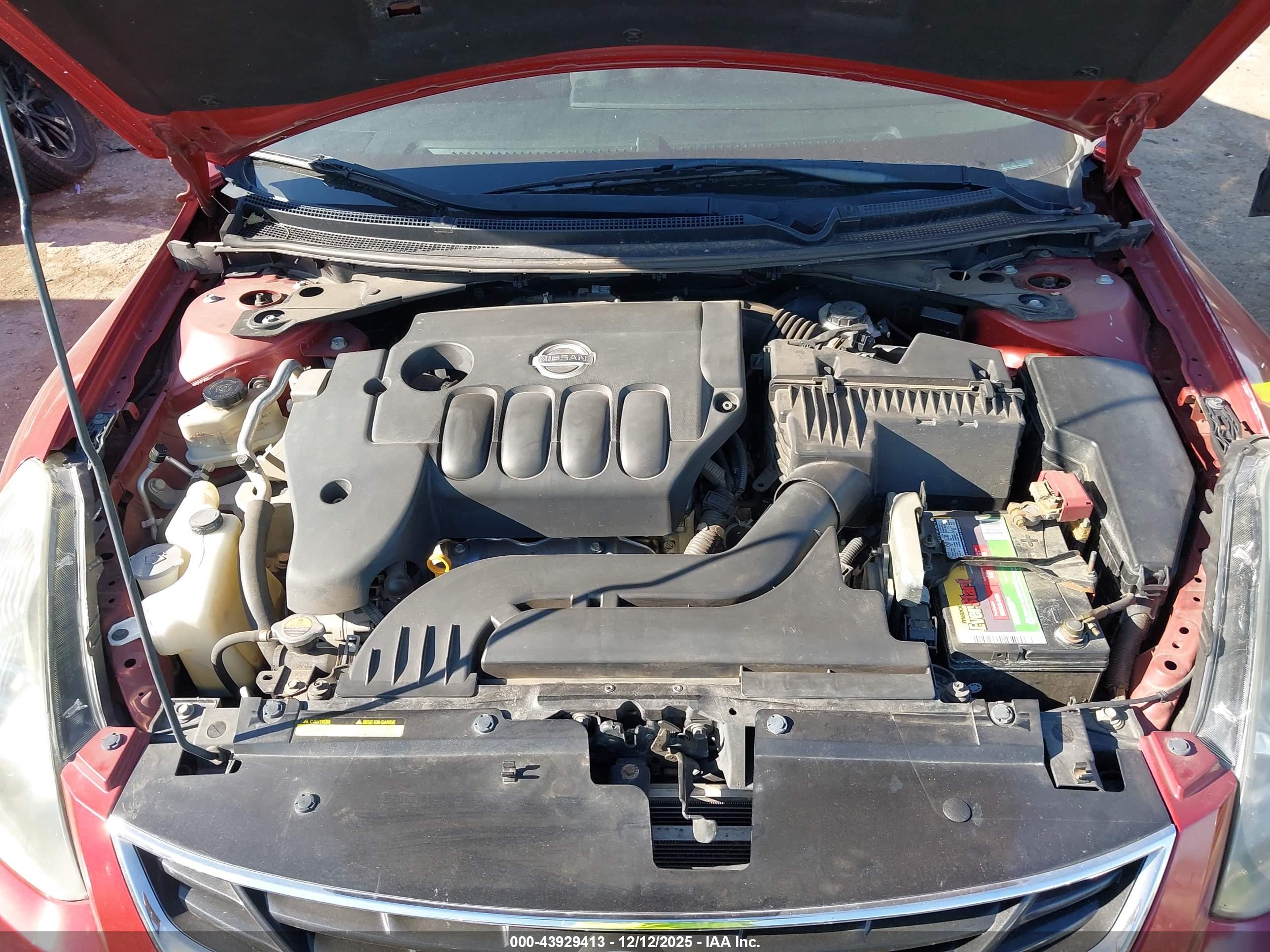 NISSAN ALTIMA image 10