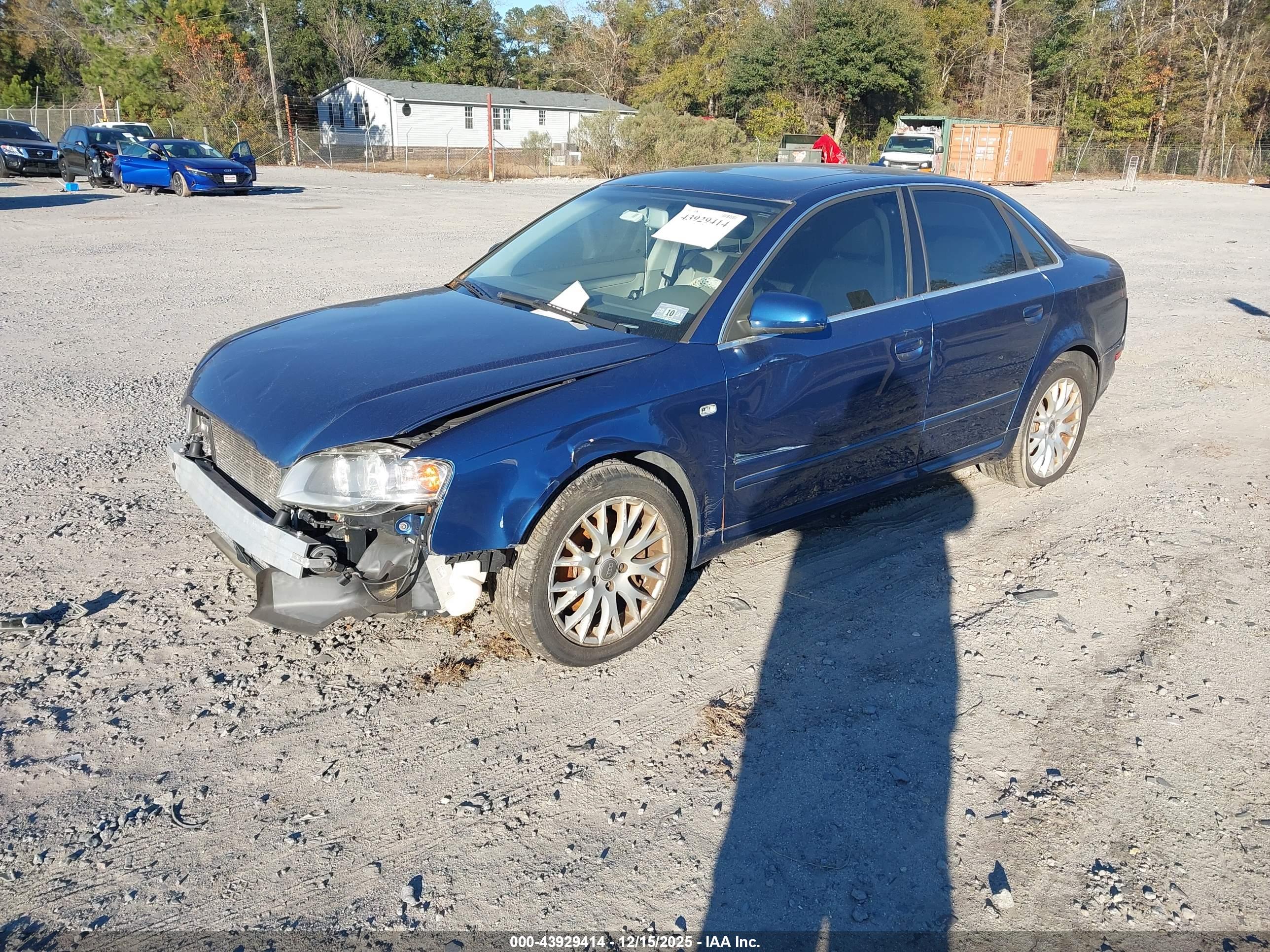 AUDI A4 image 2