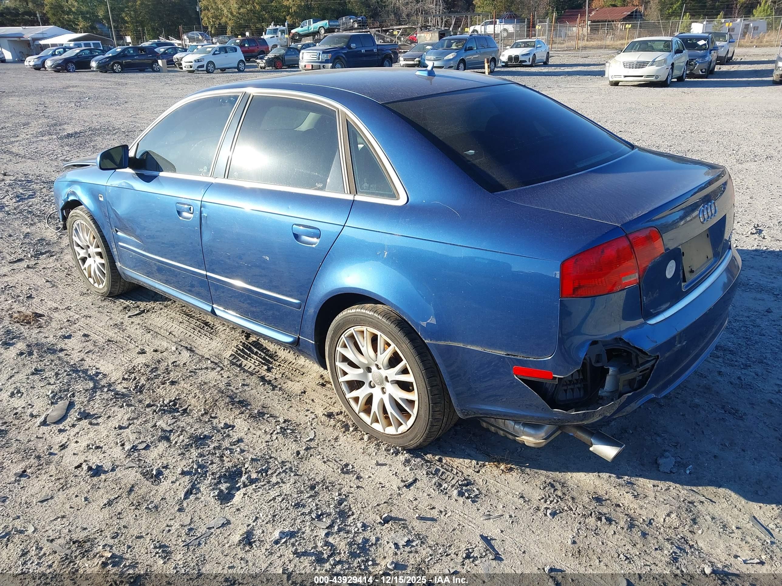 AUDI A4 image 3