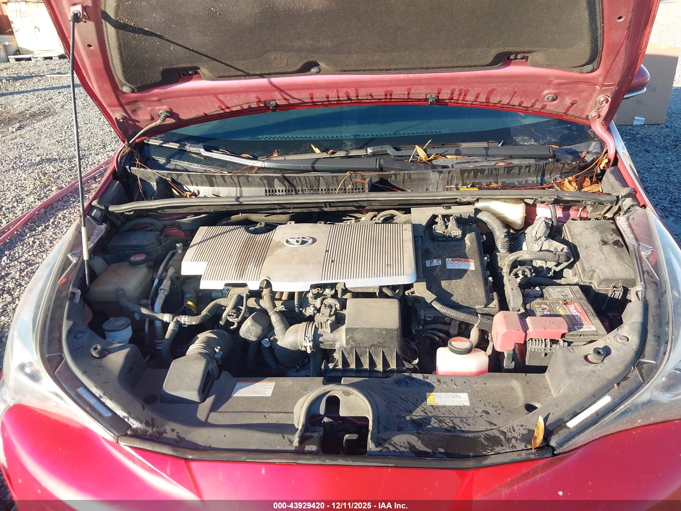 TOYOTA PRIUS image 10