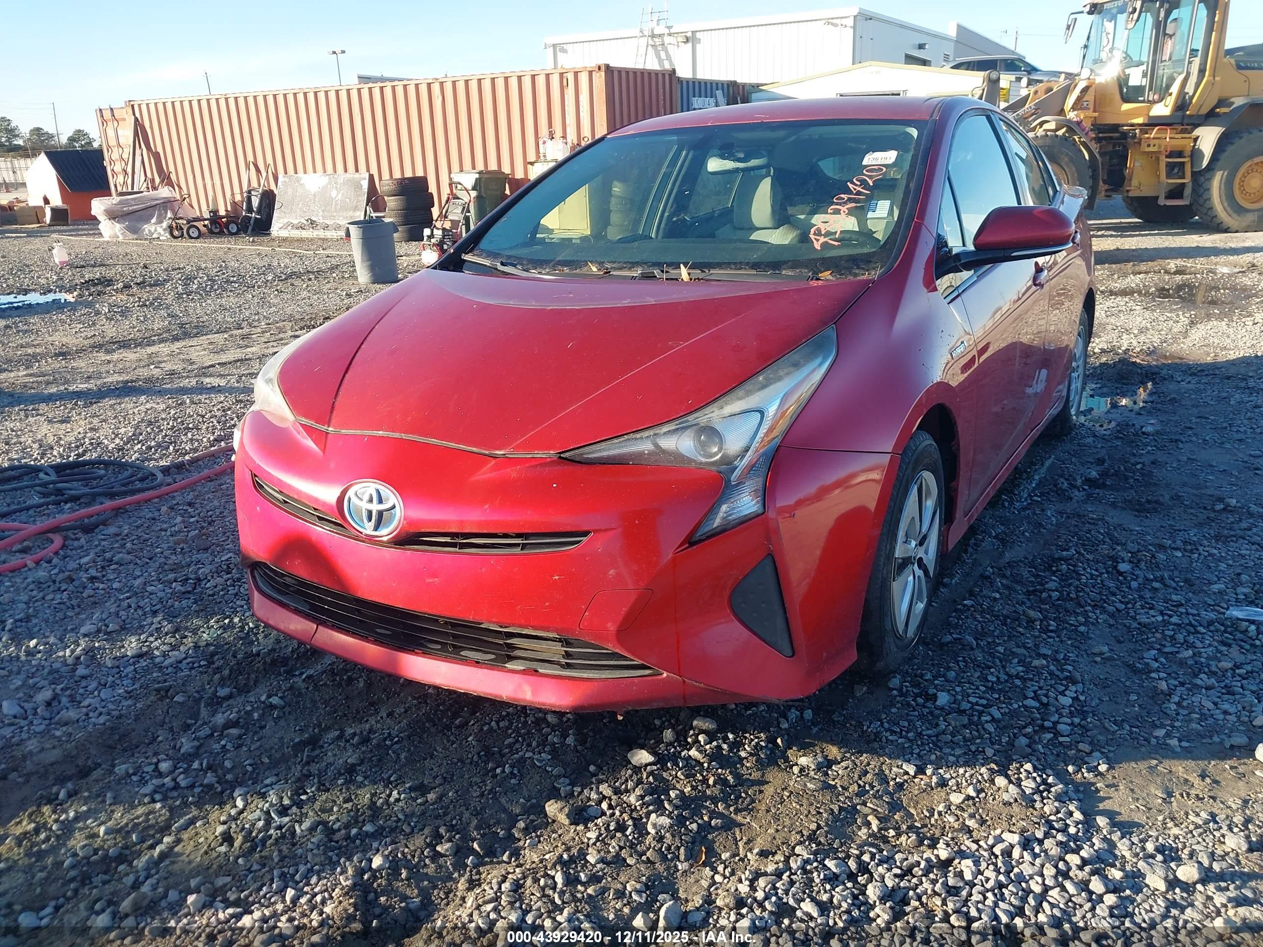 TOYOTA PRIUS image 6