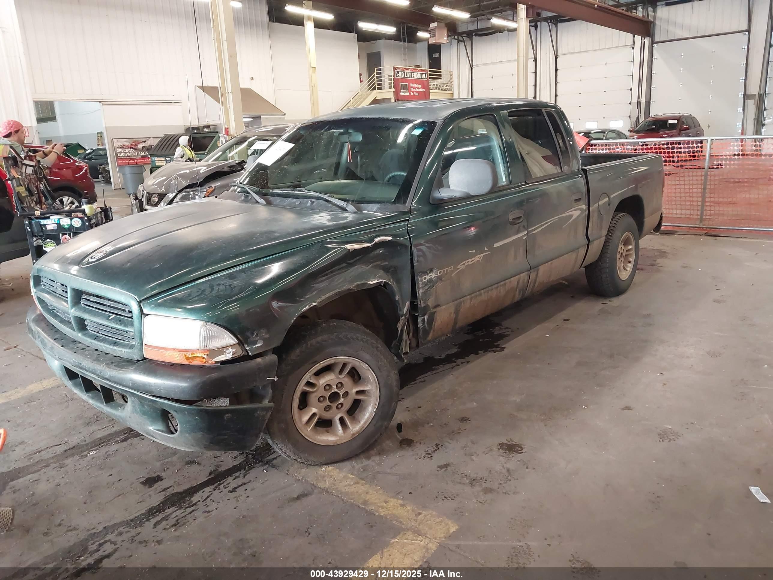DODGE DAKOTA image 2