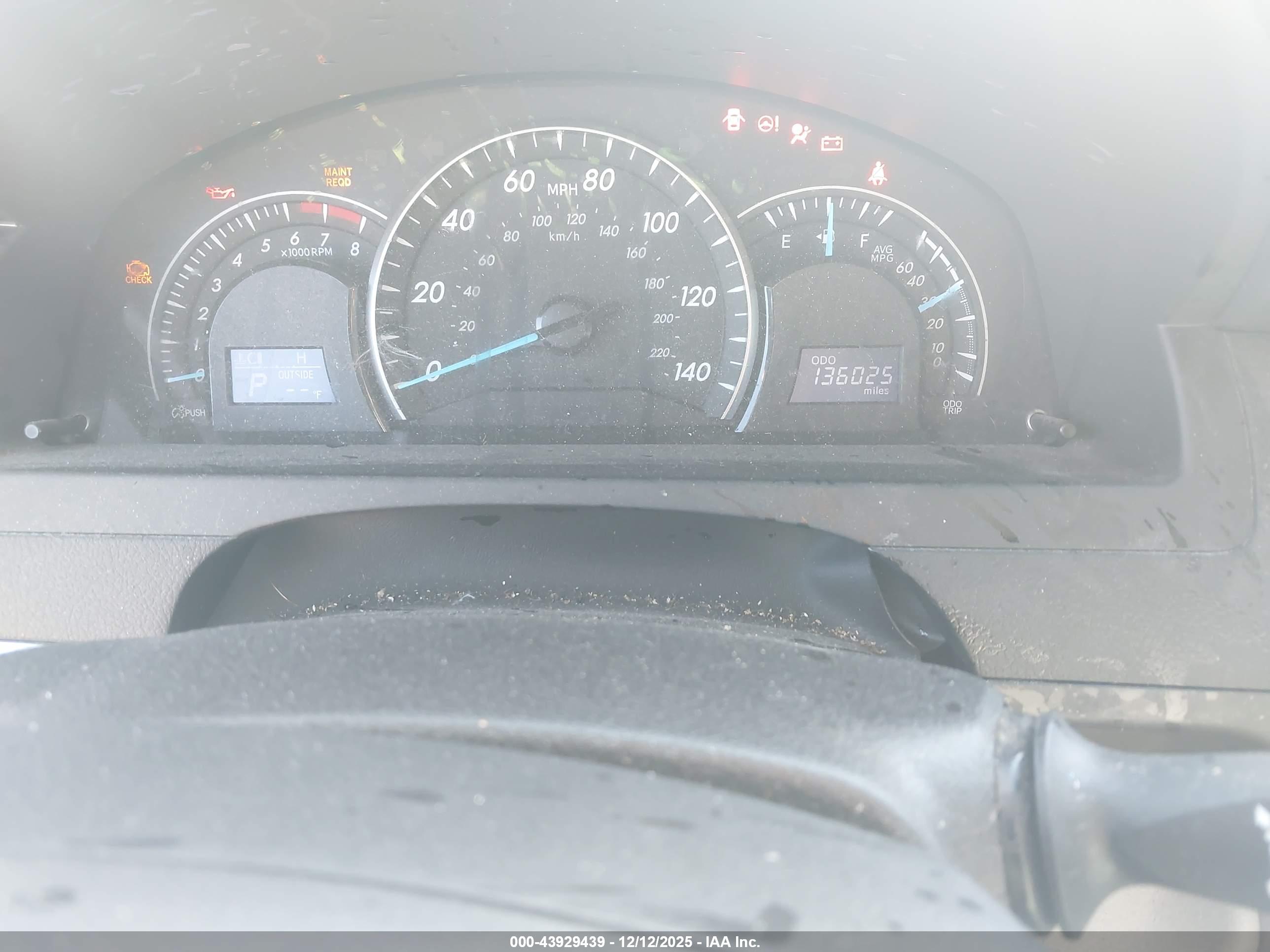 TOYOTA CAMRY image 7