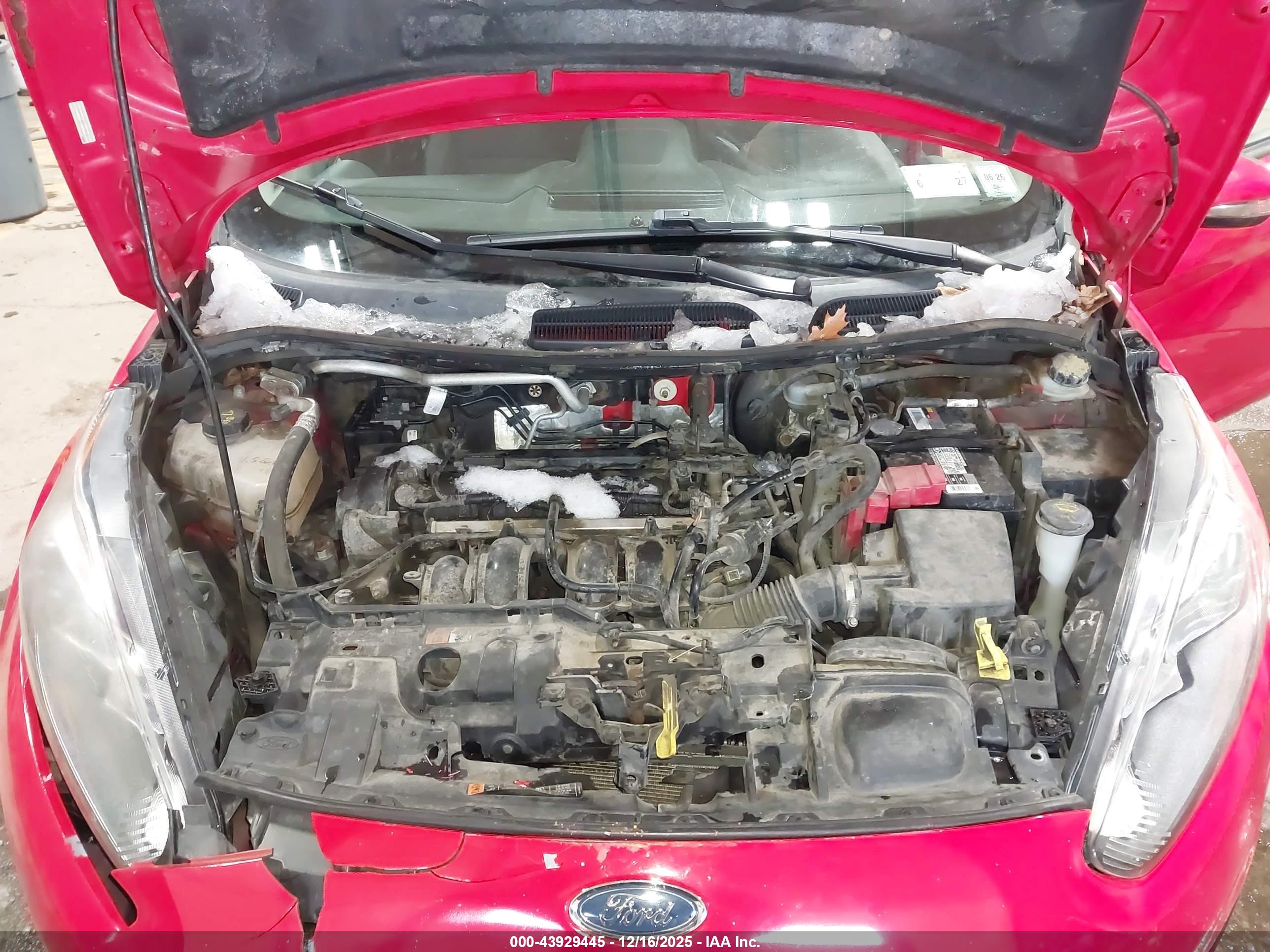 FORD FIESTA image 10