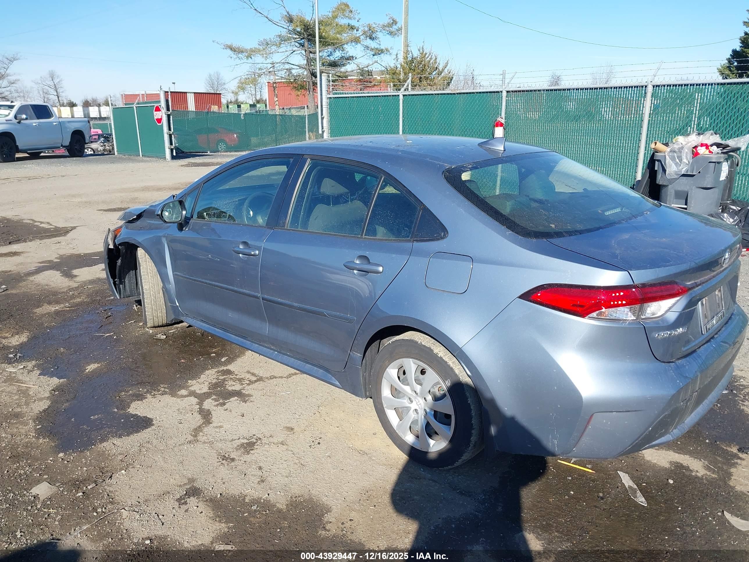 TOYOTA COROLLA image 3