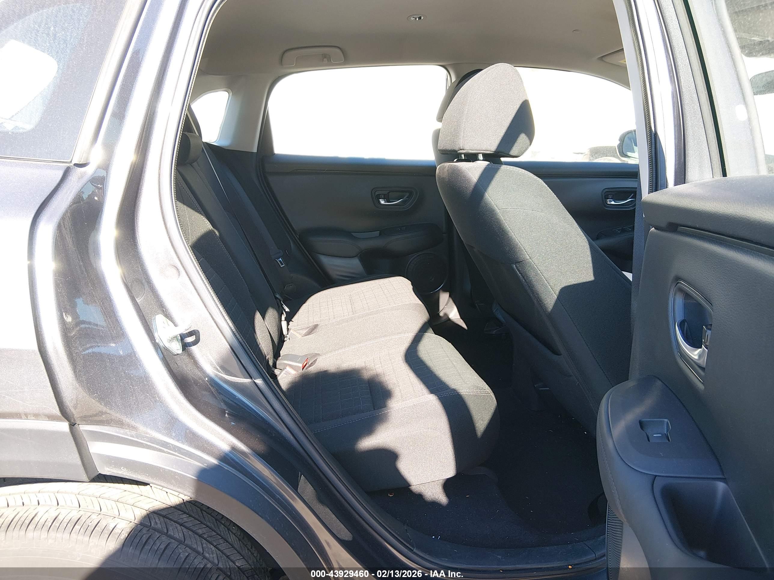 HONDA HR-V image 8