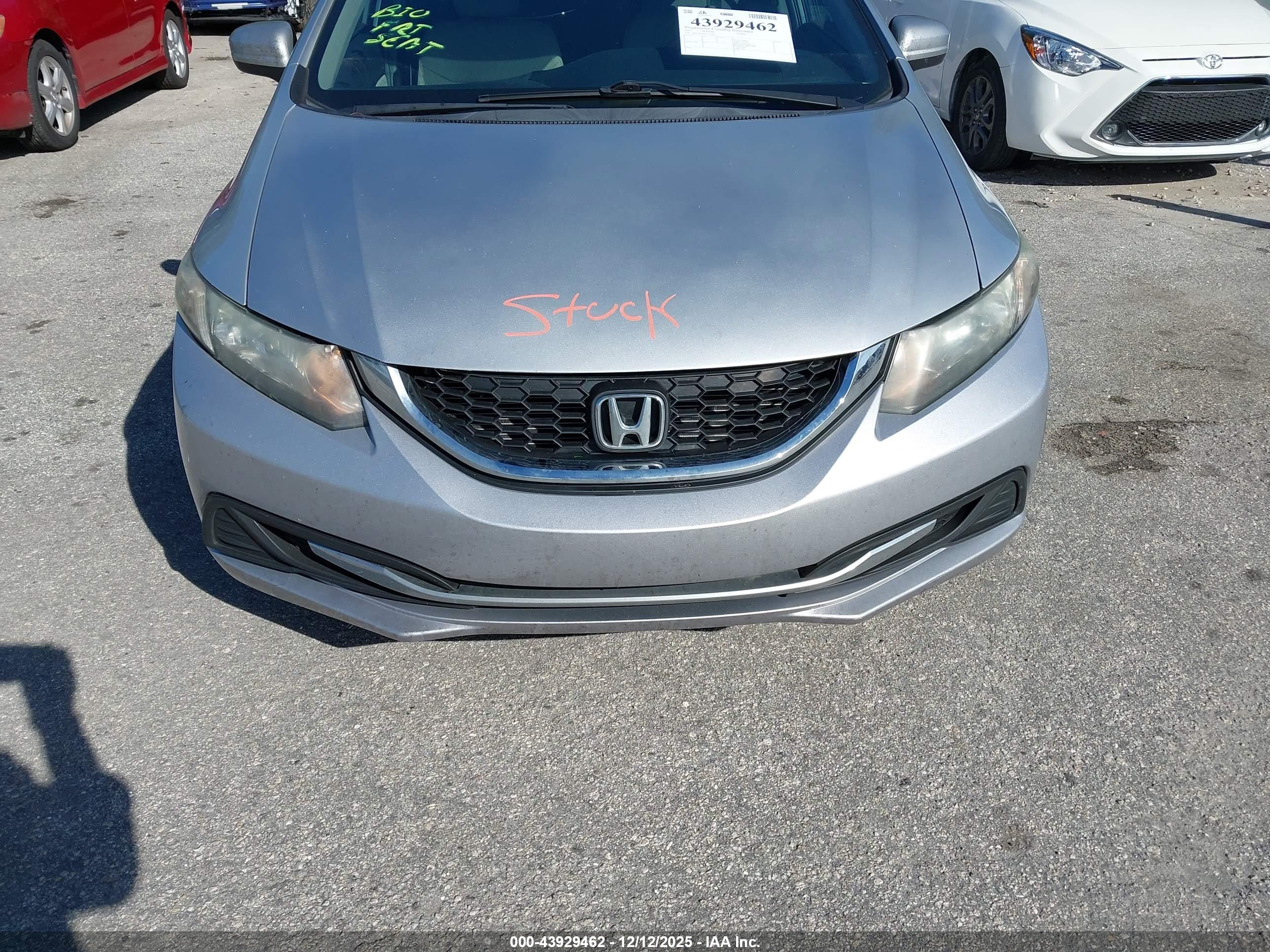 HONDA CIVIC image 6