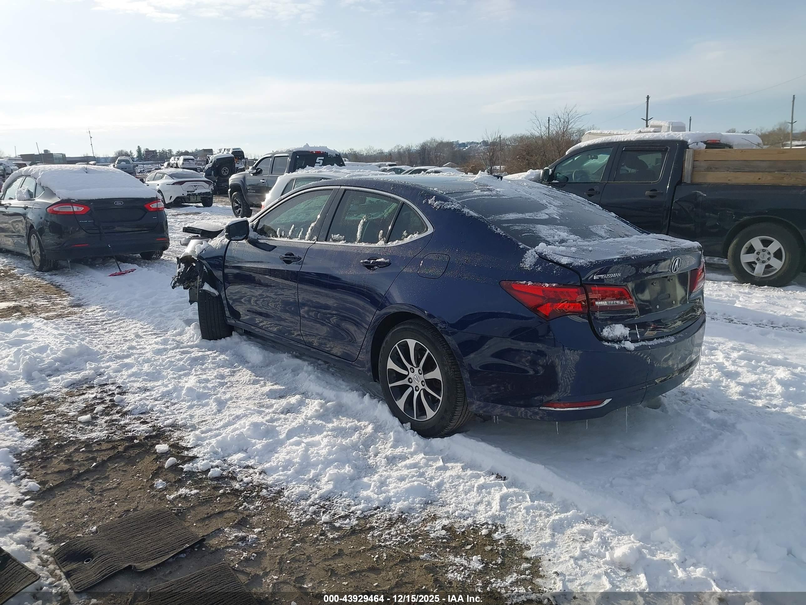 ACURA TLX image 3