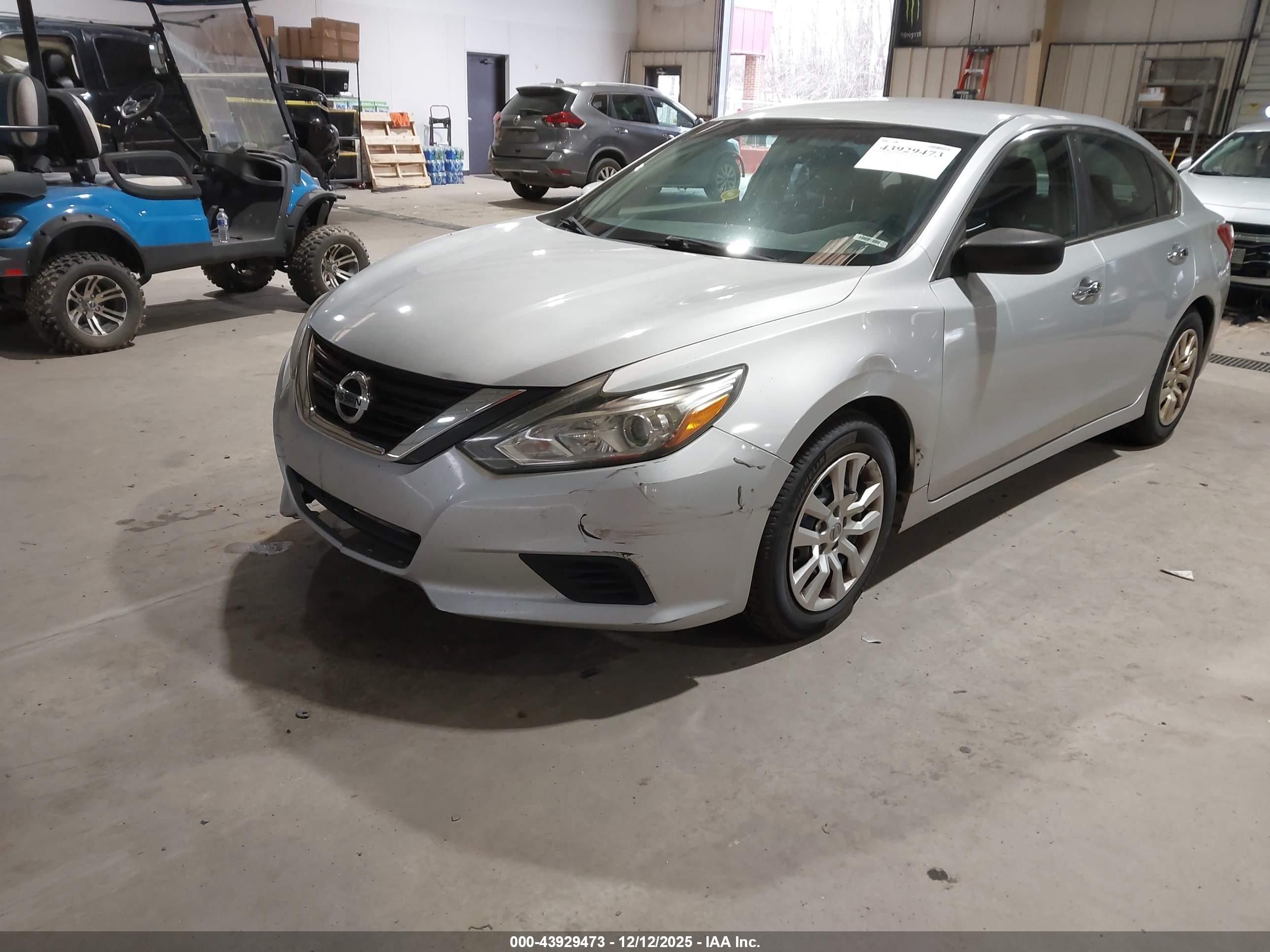 NISSAN ALTIMA image 2