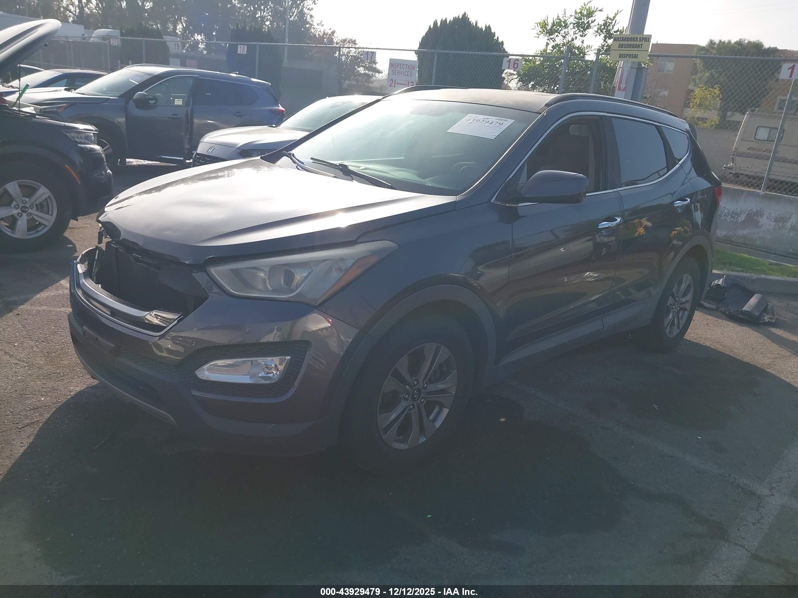 HYUNDAI SANTA image 2
