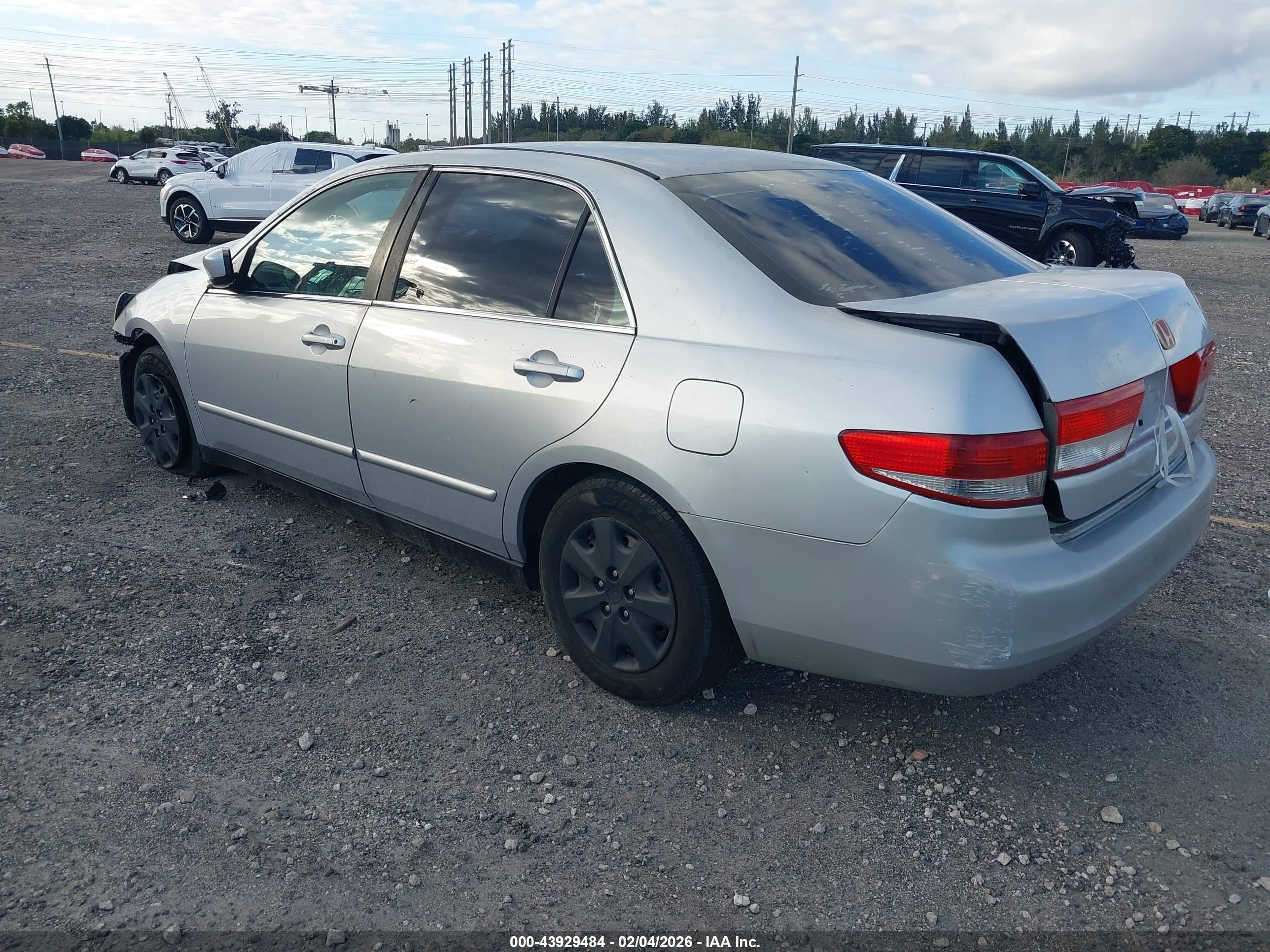 HONDA ACCORD image 3