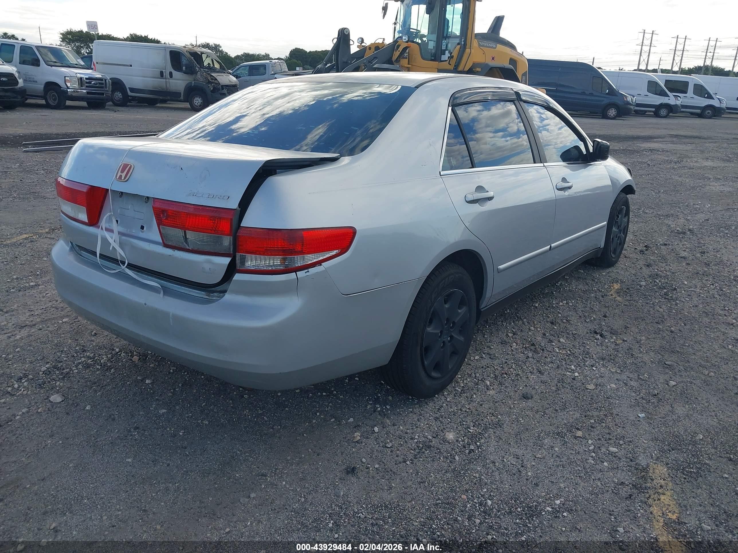 HONDA ACCORD image 4