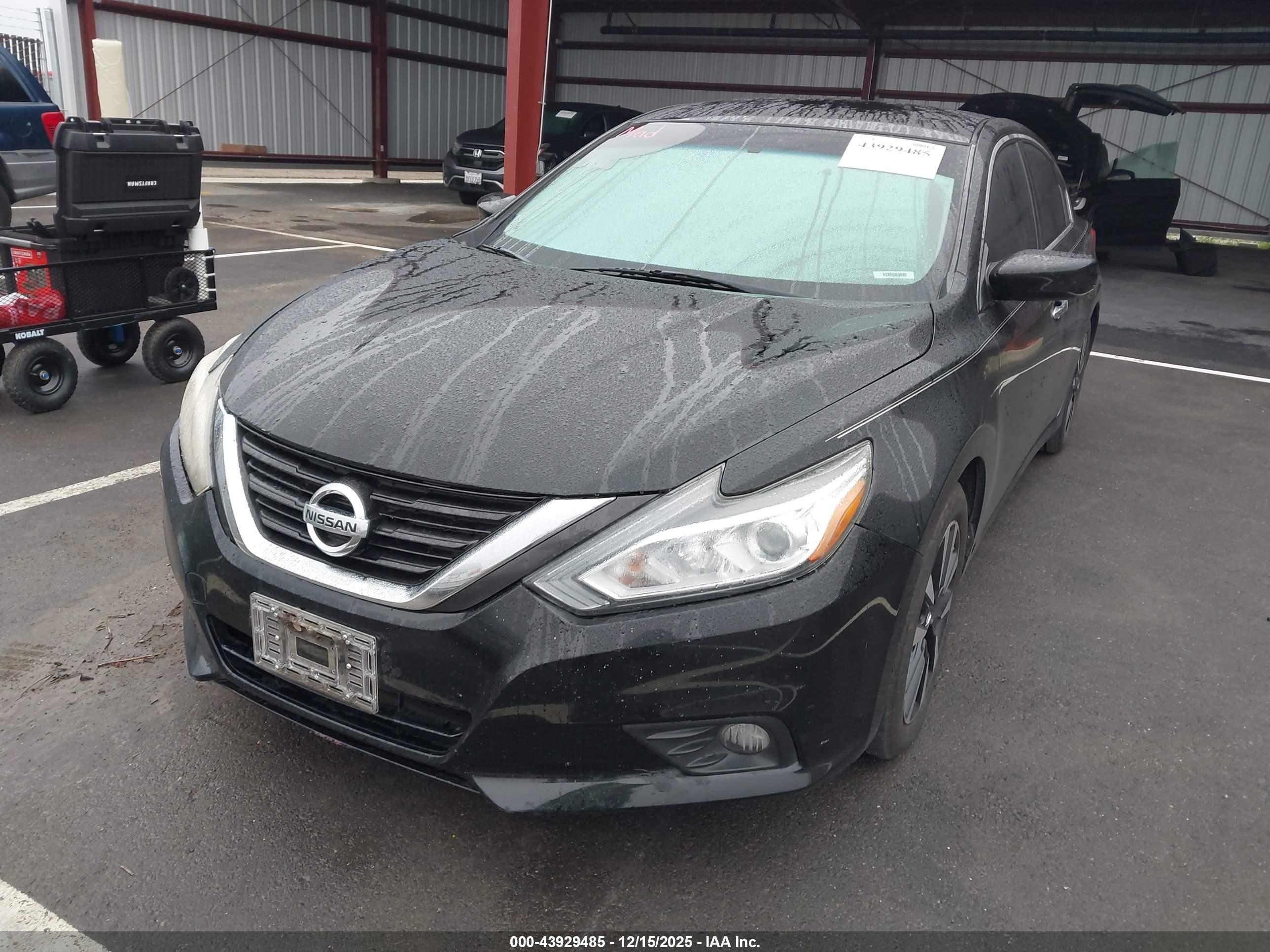 NISSAN ALTIMA image 2
